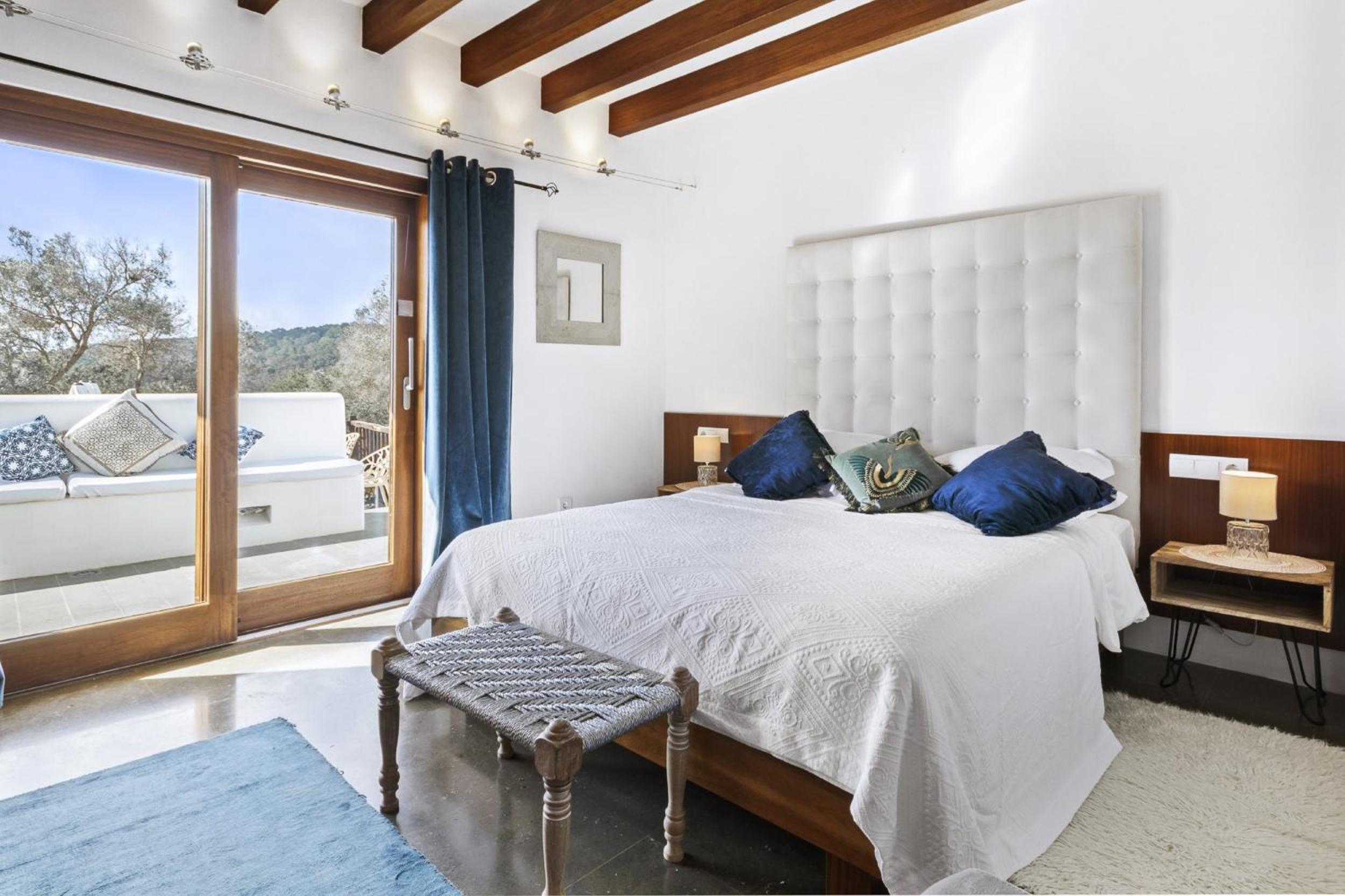 Ravishing Ibiza Villa Cel Blau 9 Bedrooms Private Pool & Beautiful