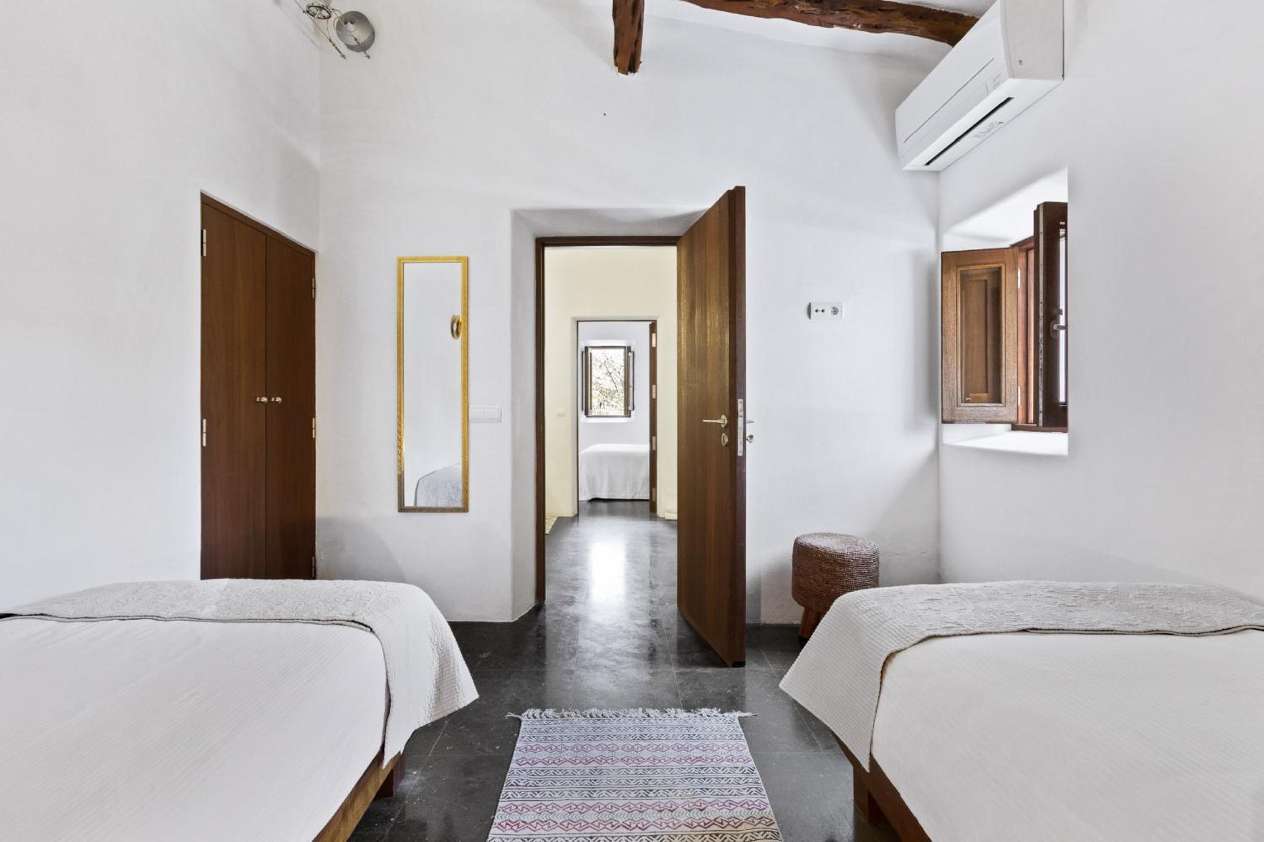 Ravishing Ibiza Villa Cel Blau 9 Bedrooms Private Pool & Beautiful