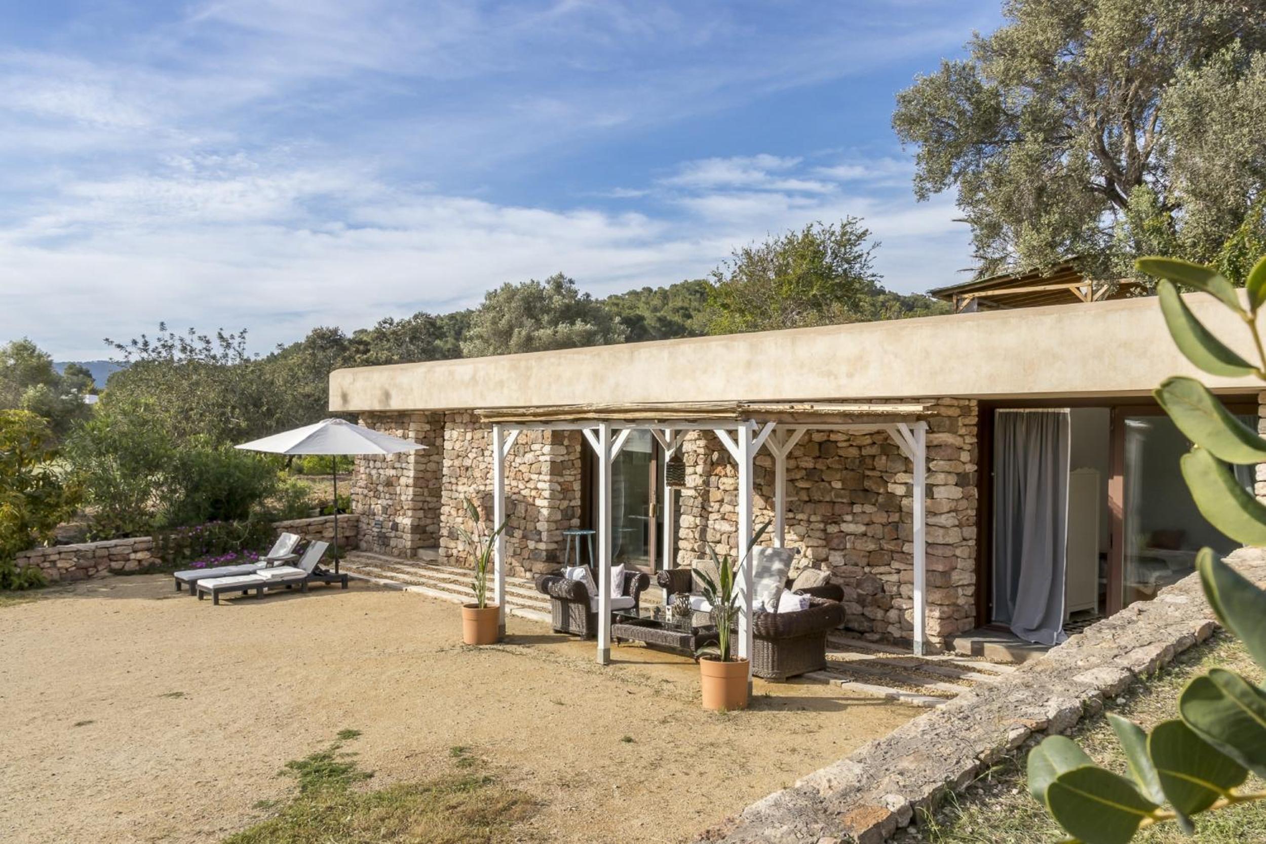 Ravishing Ibiza Villa Cel Blau 9 Bedrooms Private Pool & Beautiful
