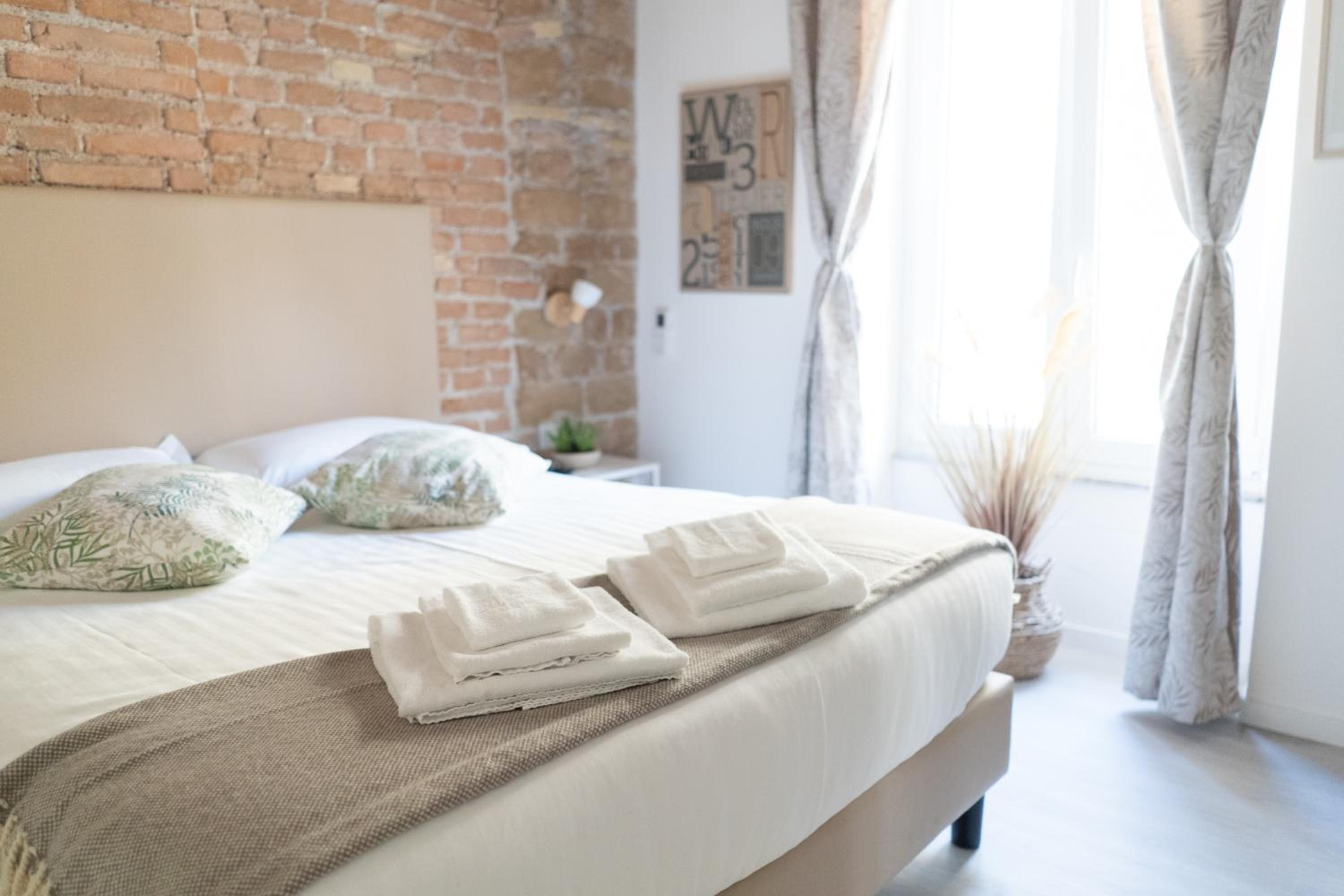 White Ostilia Guesthouse