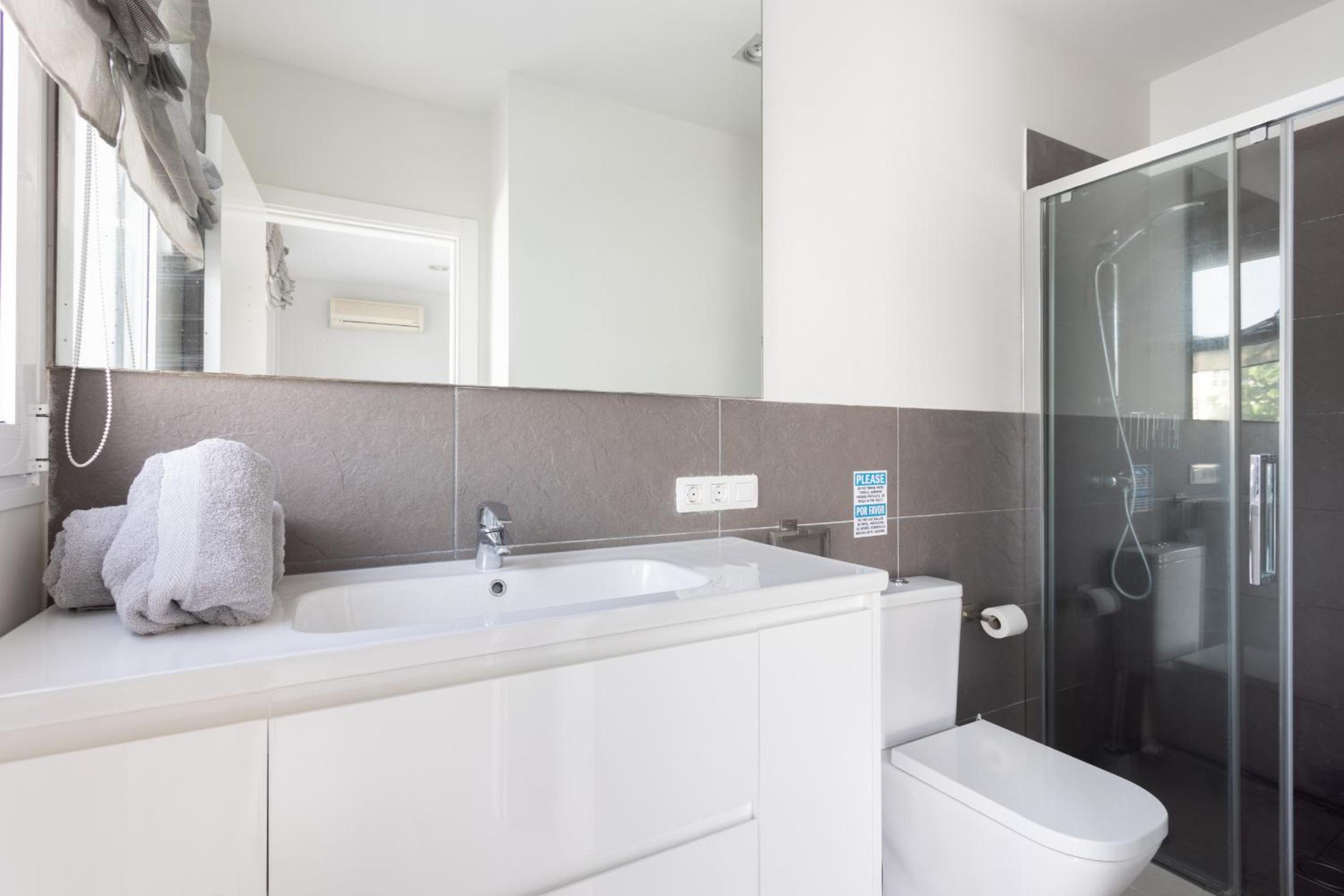 Luxury Frontline Poris de Abona