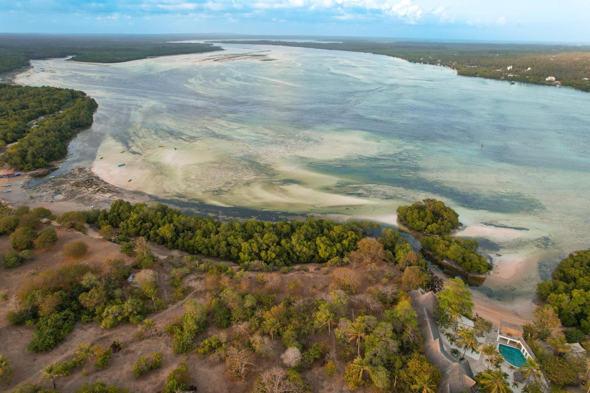 The Mida Creek Hotel