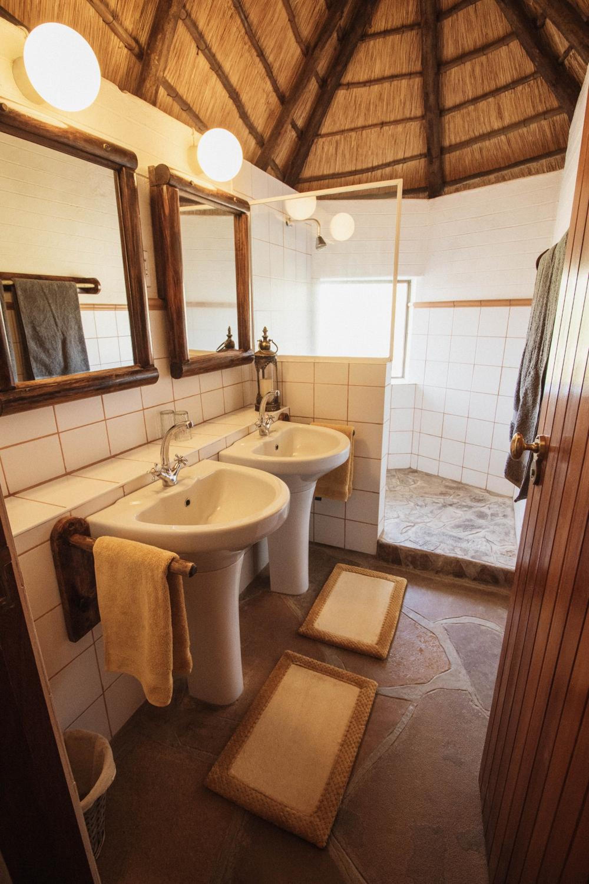 Huab Lodge & Bush Spa