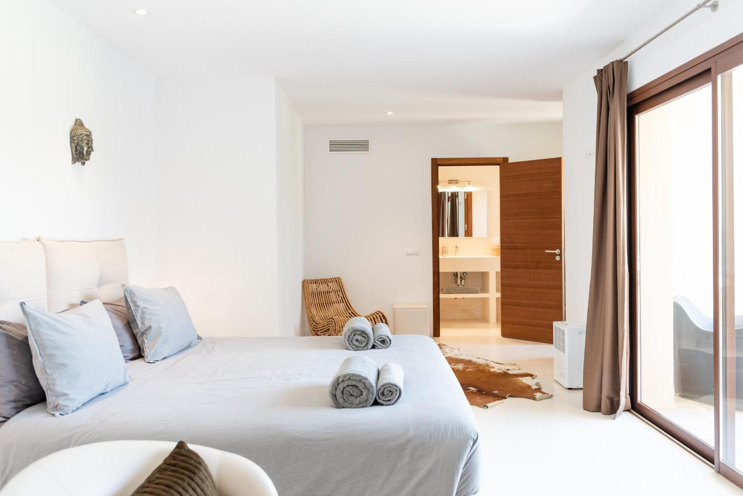 Lavish Ibizan Villa Beautiful Gardens Villa Izarra Private Pool & Wonderful Country Views San Jose