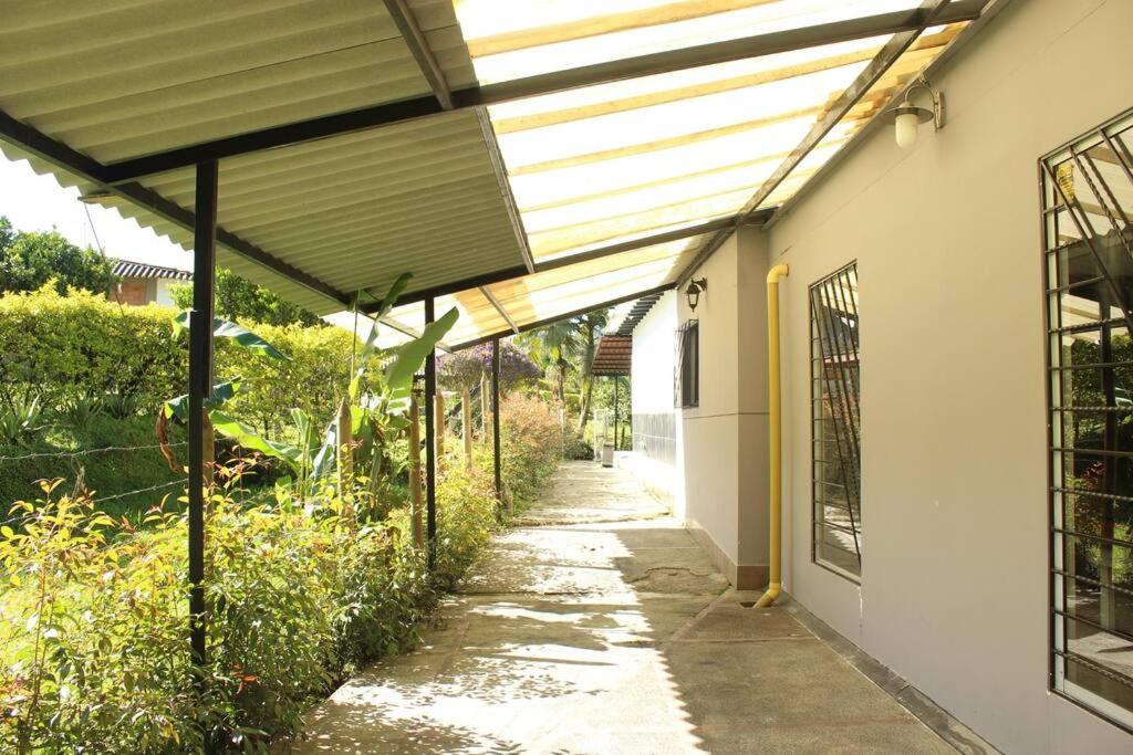 Villa Natalia Finca, 30 personas, jacuzzi 10 minutos de termales