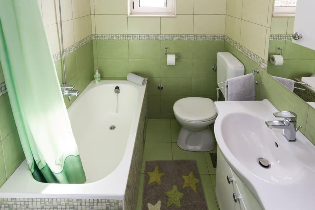Apartman Toni, Gata