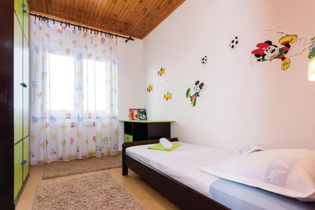 Apartman Toni, Gata