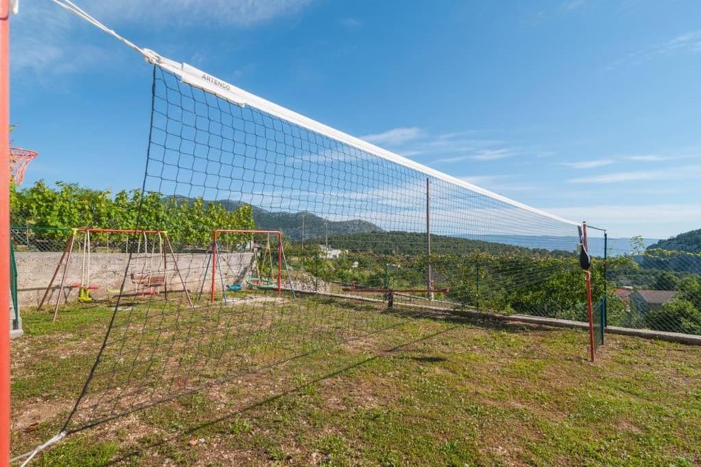 Apartman Toni, Gata