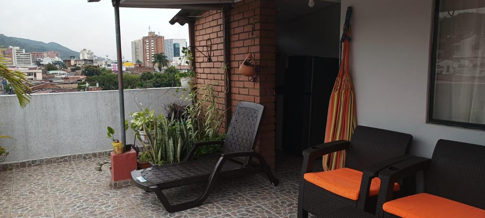 Apartamento con linda terraza en San Antonio