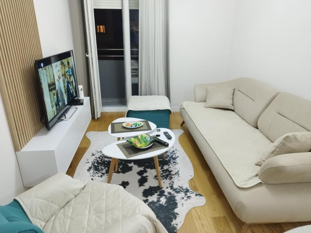 Mia Apartments photo 3