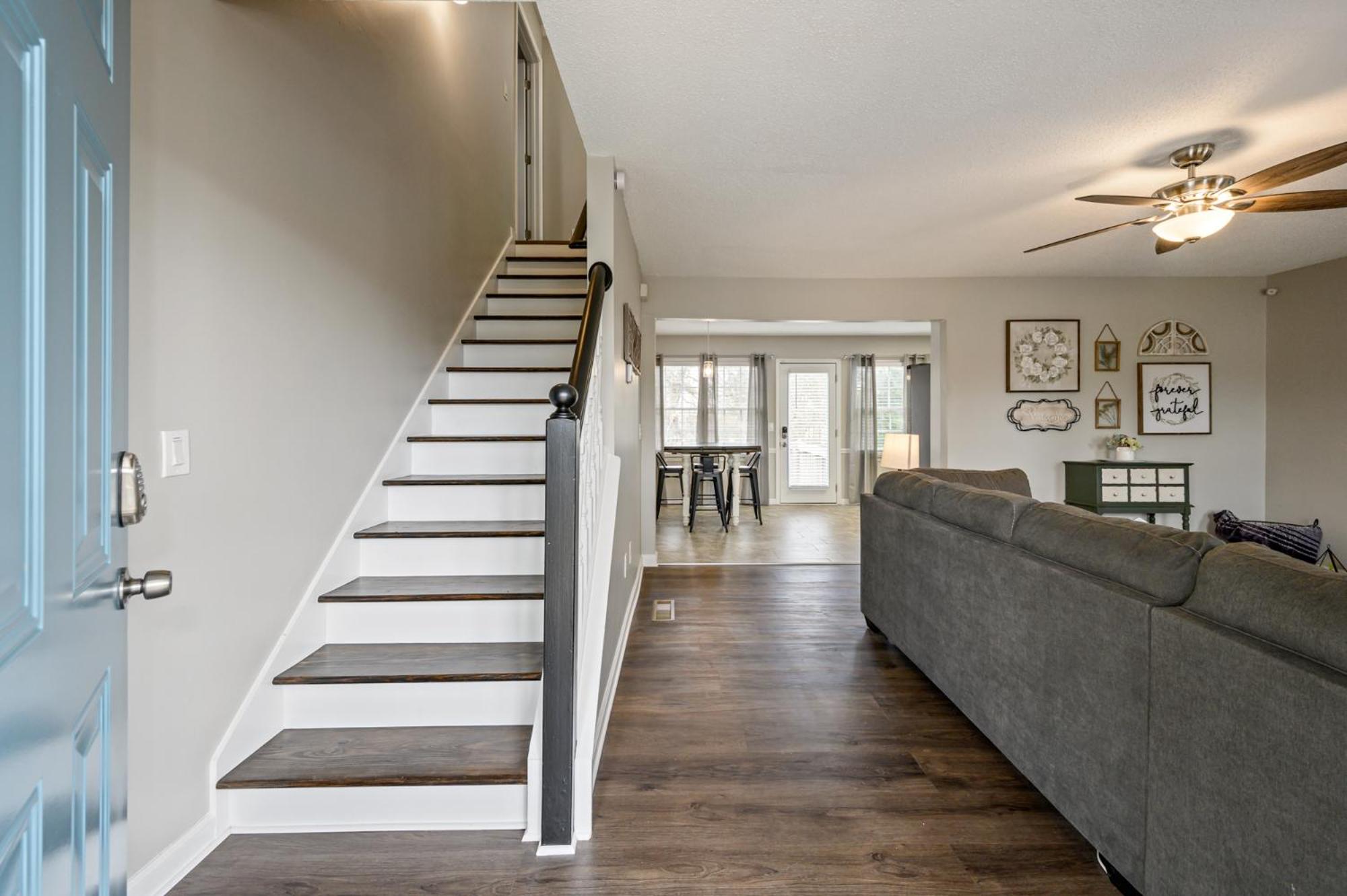 Embrace The Outdoors In This Modern Rydal Setting view 2