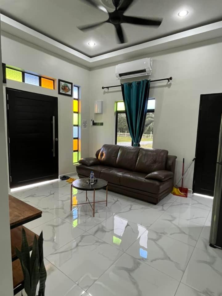 Rumah Armand Private Pool 5 bilik Pengkalan Balak Tg Bidara Masjid Tanah Melaka photo 2