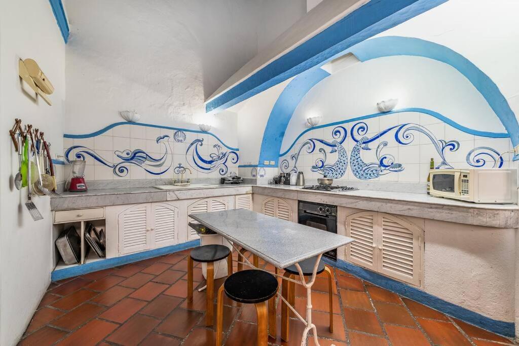 Amazing Colonial Mansion Old City Cartagena
