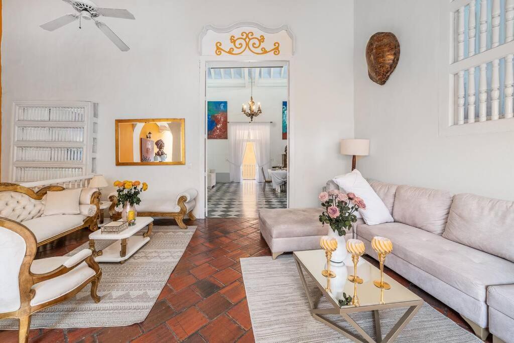 Amazing Colonial Mansion Old City Cartagena