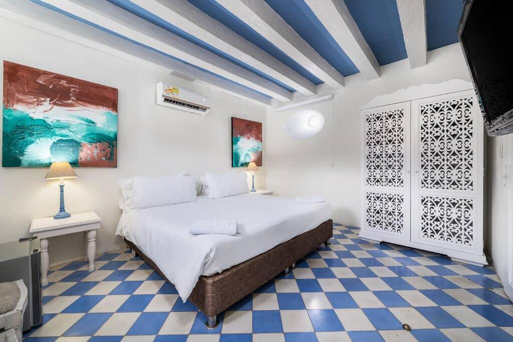 Amazing Colonial Mansion Old City Cartagena