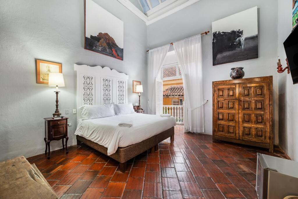 Amazing Colonial Mansion Old City Cartagena