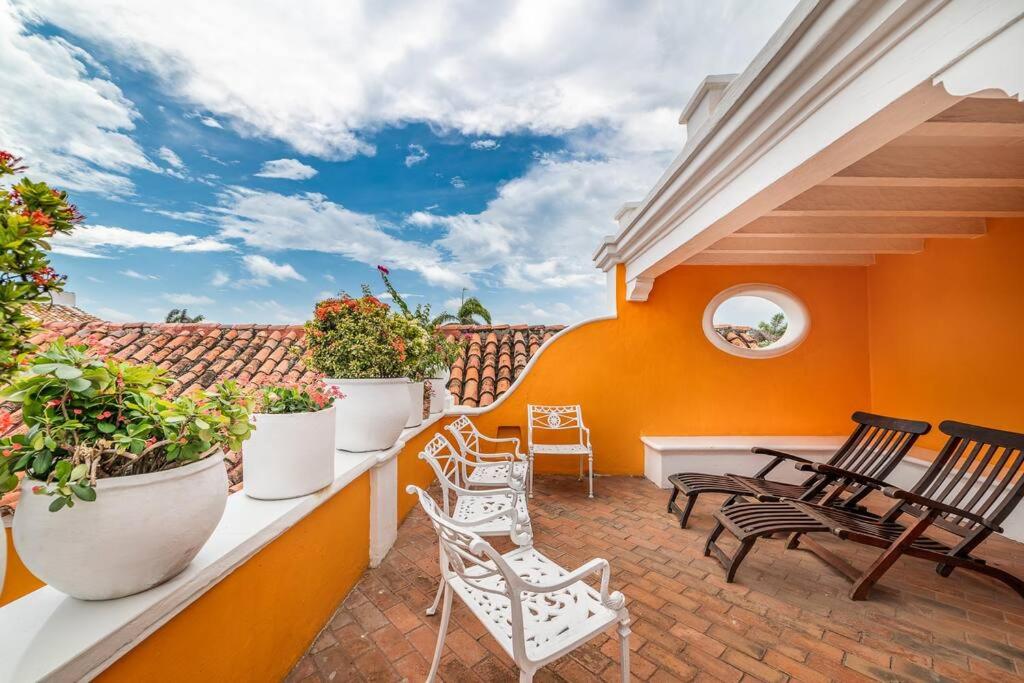 Amazing Colonial Mansion Old City Cartagena