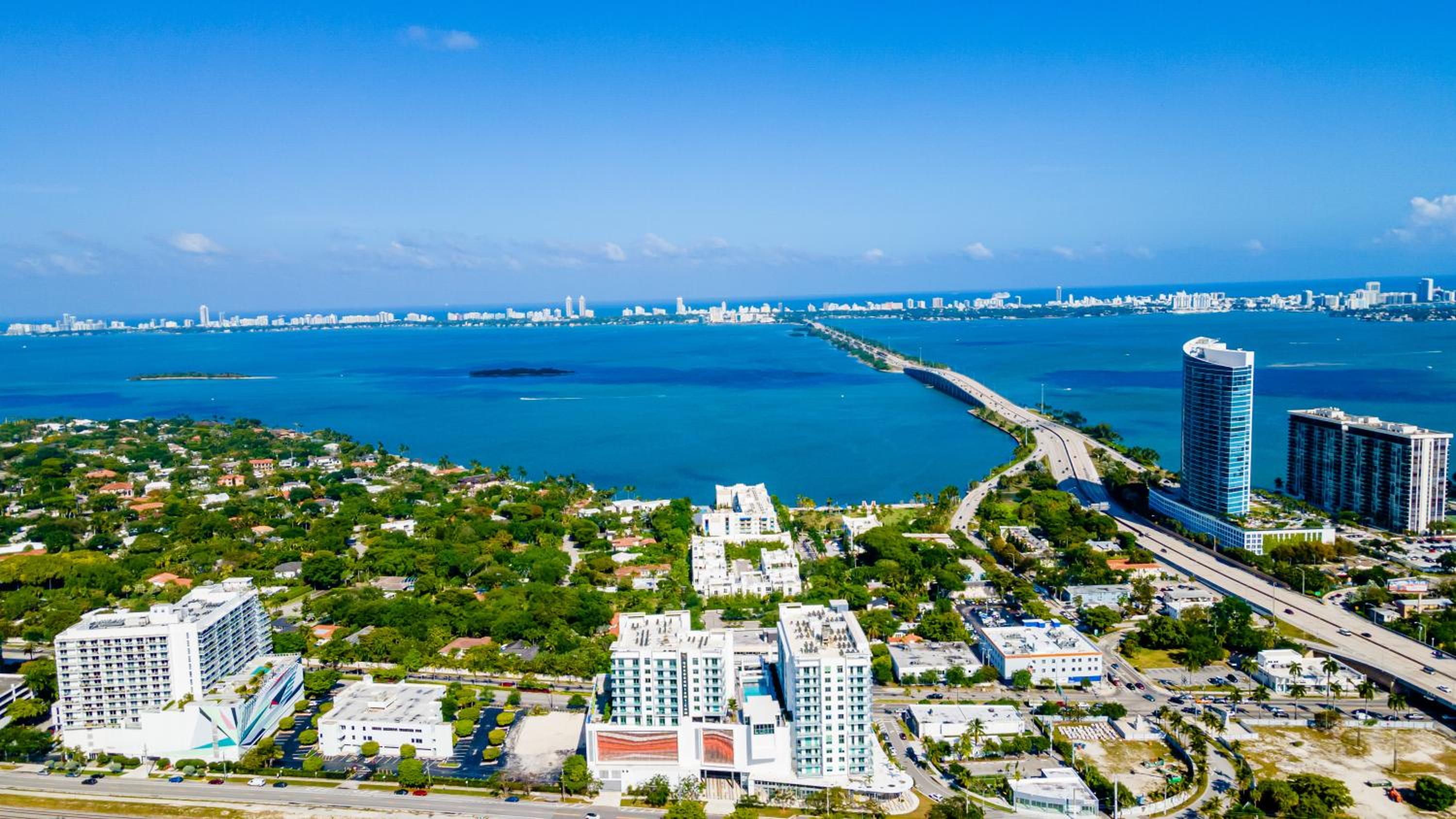LUXURY NEW CONDO AT MIAMI DESIGN DISTRICT