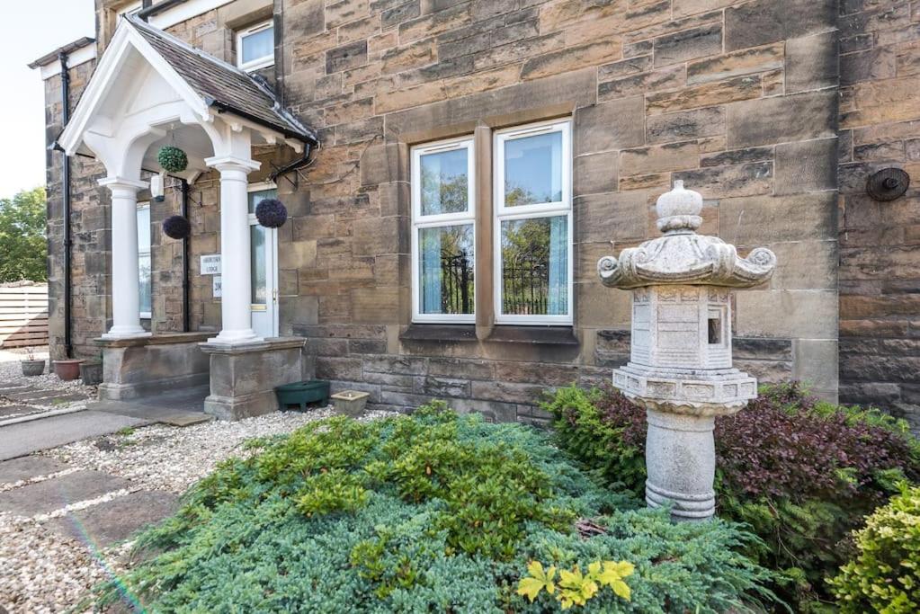 Abercorn Lodge Semi-Detached House view 4