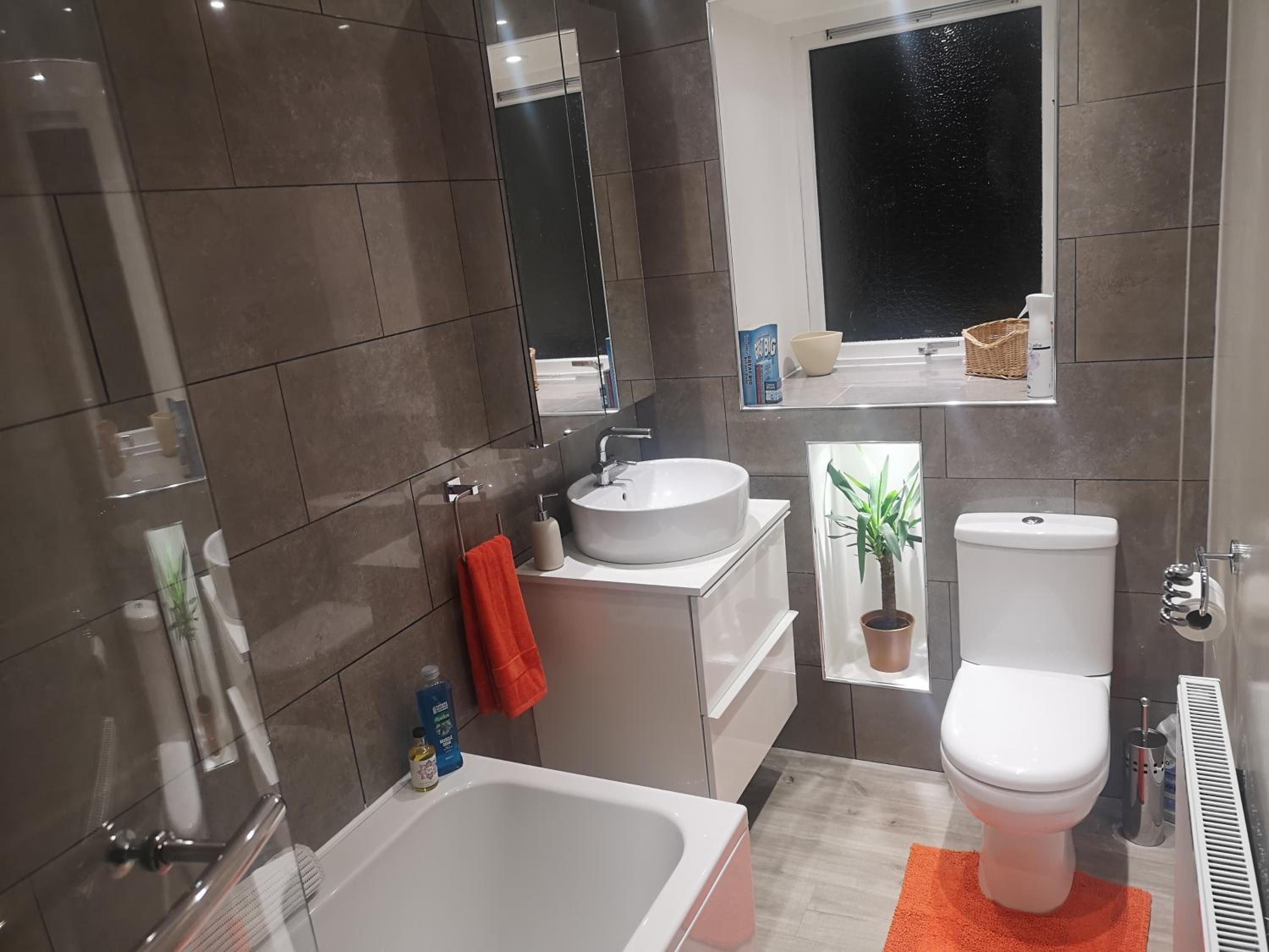 The Nest - small double room nr Glencoe view 3