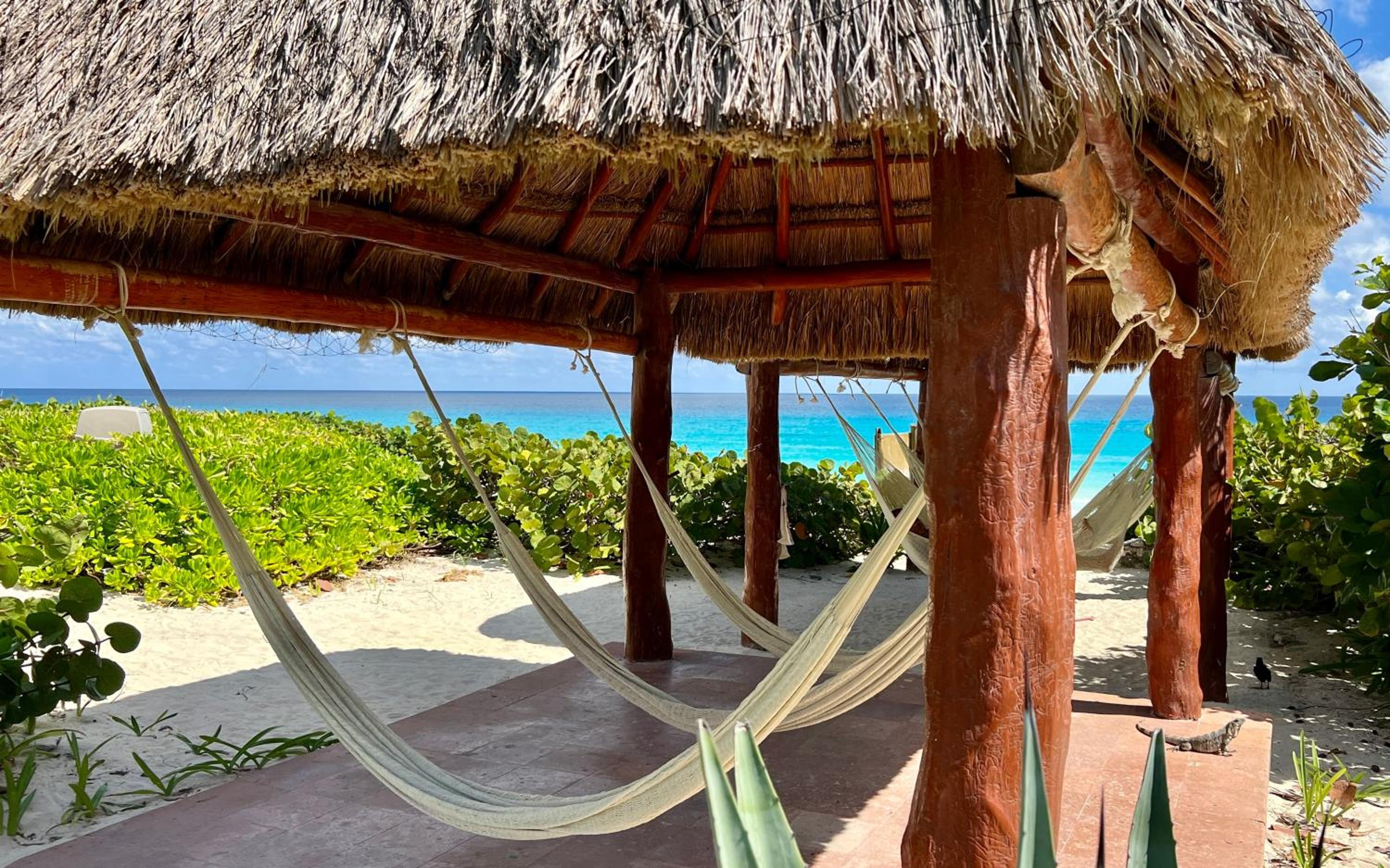 Xcanan Loft On Park Royal, the best area in Cancún right on the beach