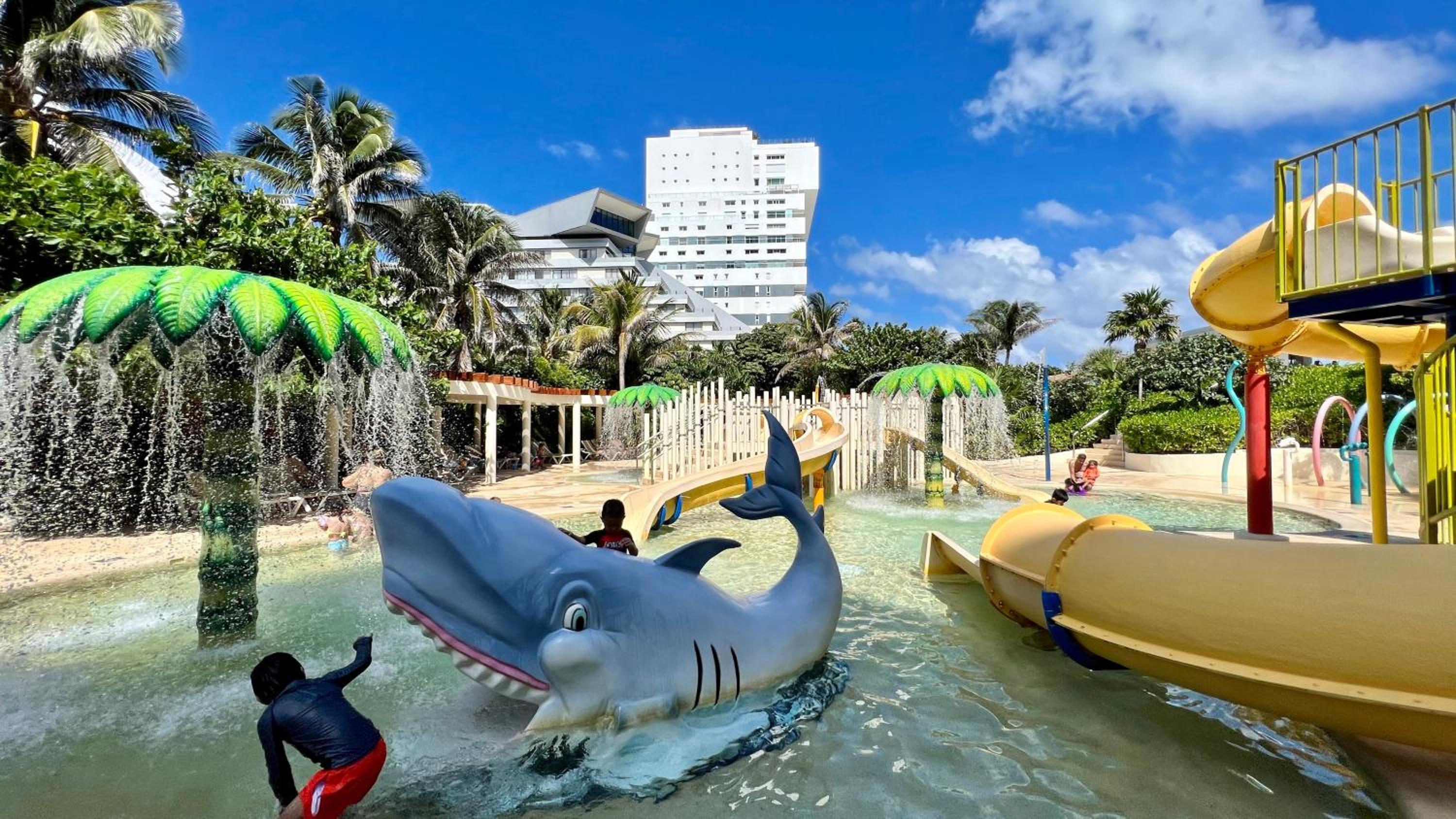 Xcanan Loft On Park Royal, the best area in Cancún right on the beach