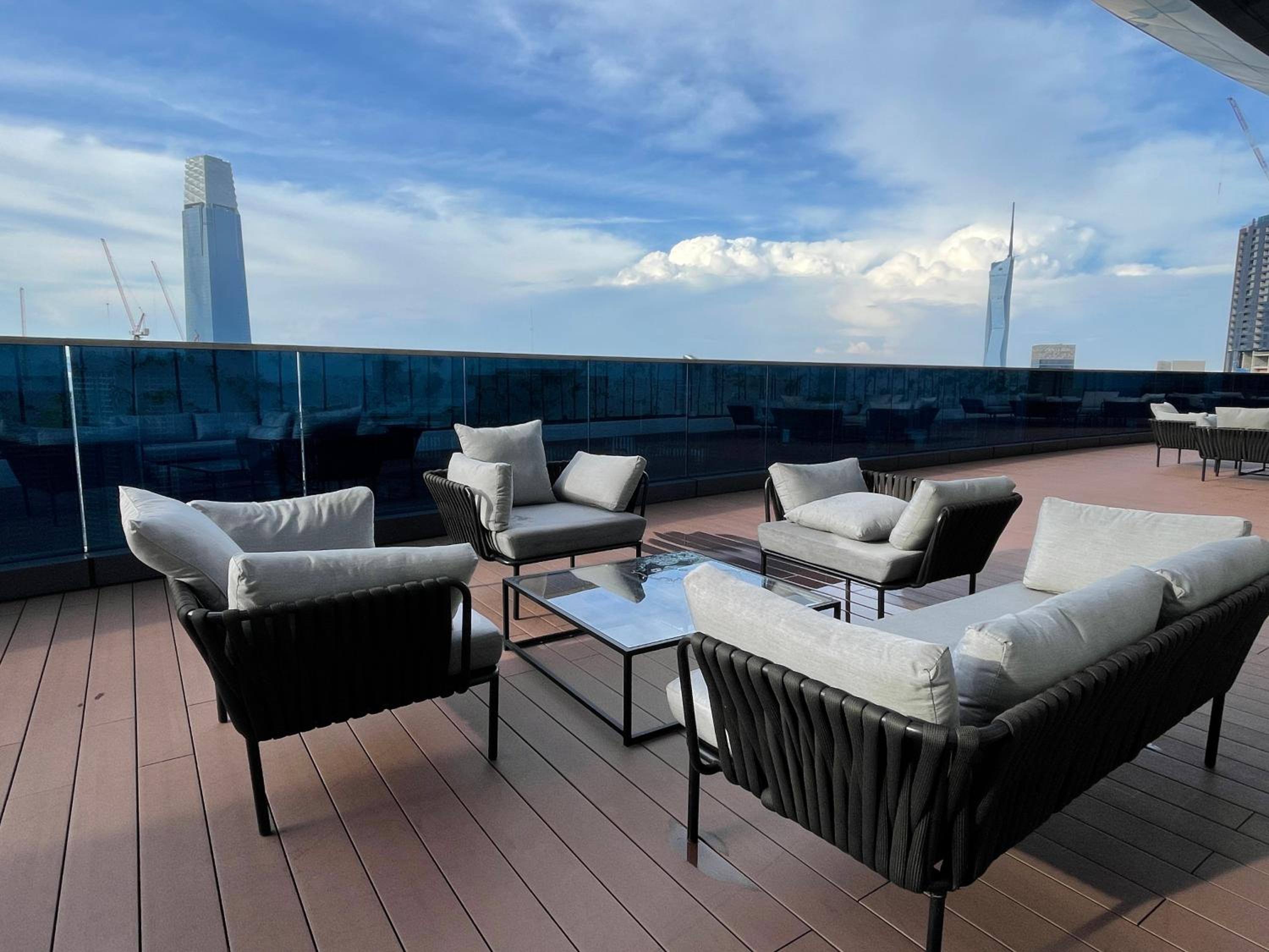 Eaton residences KLCC m@h