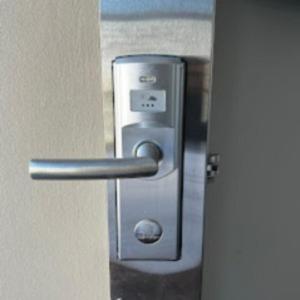 Super 8 by Wyndham Penticton - Image 5