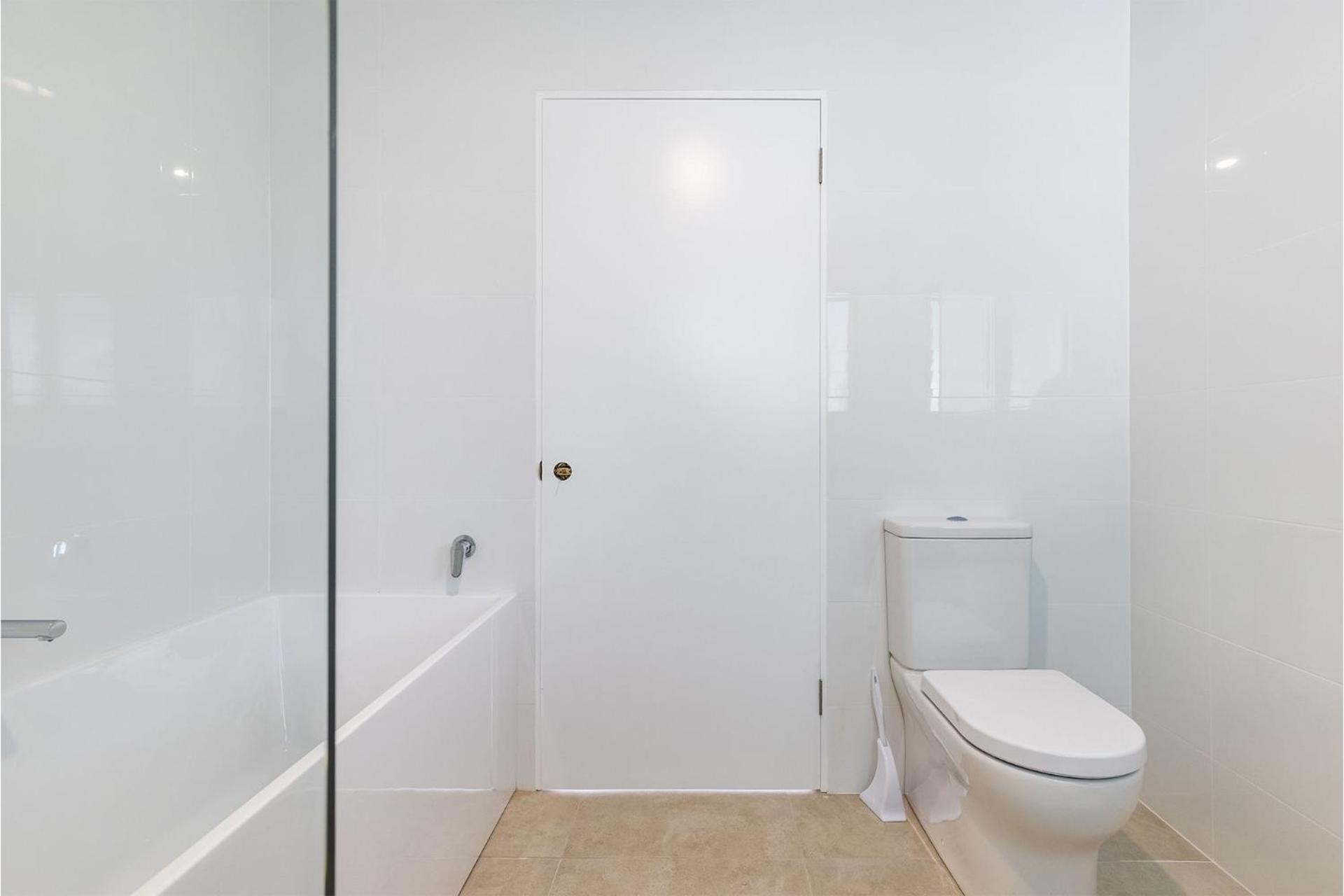 Five Pines Beach House at Birubi 20 Robinson St pet friendly aircon and WiFi