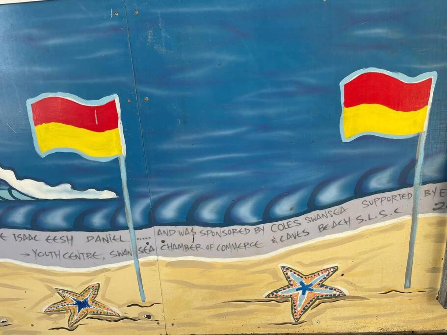 Between the Beach Flags Private Luxury Family Fun Hideaway