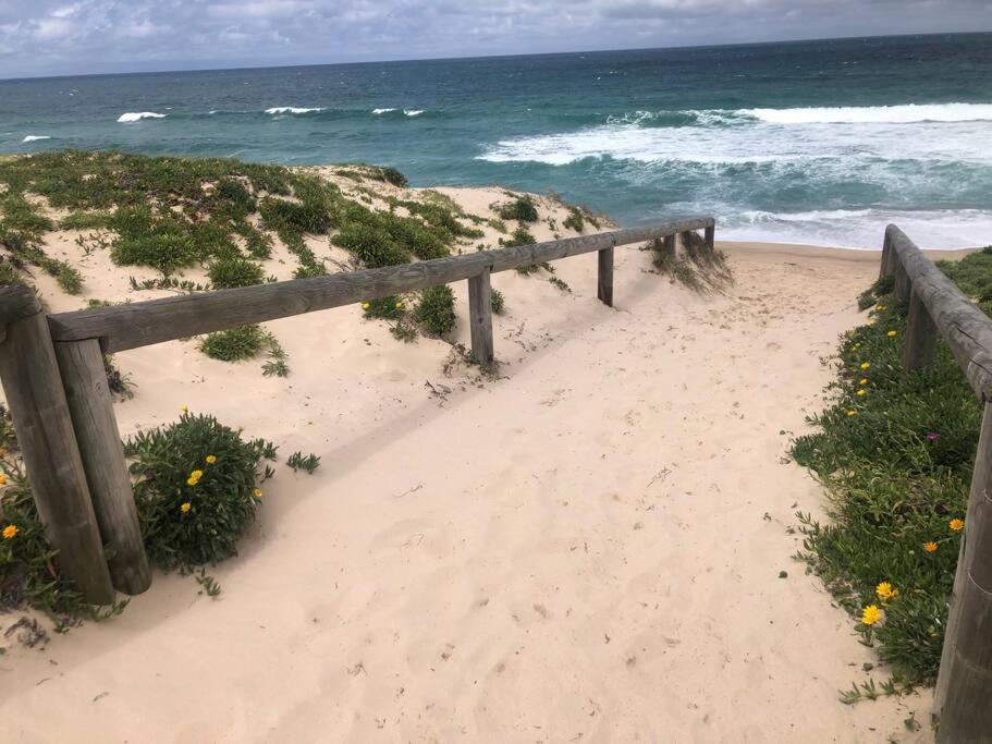Between the Beach Flags Private Luxury Family Fun Hideaway