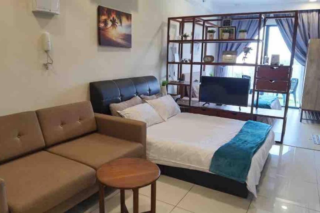 Timurbay Seaview Resident Studio with 1 BR Family Suite photo 8
