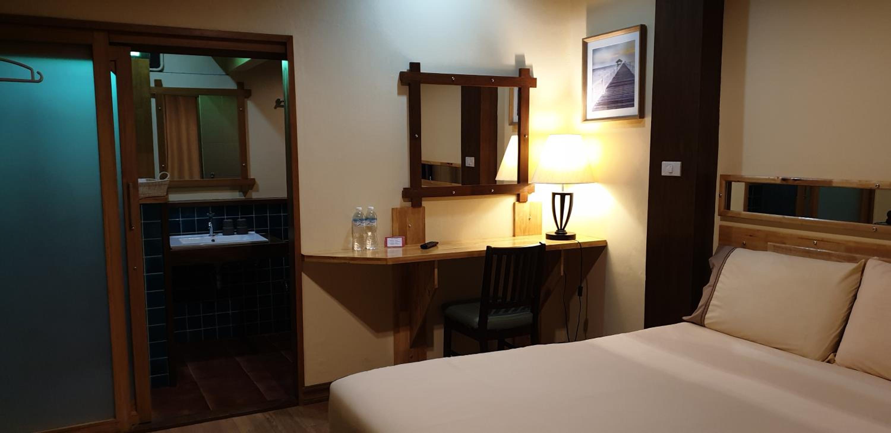 Little Guest House Hotel