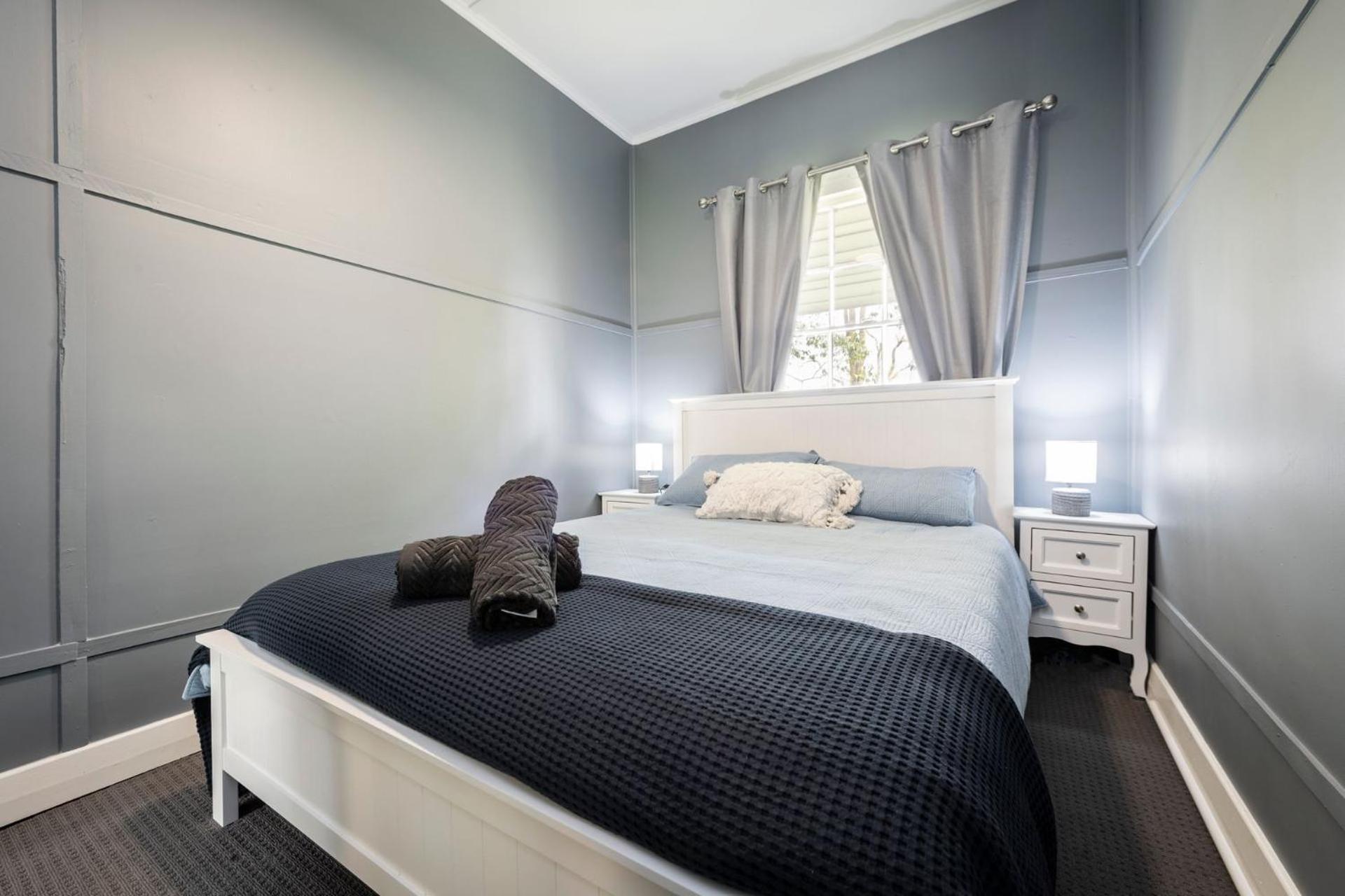 Tatbern Park Cottage Wallalong