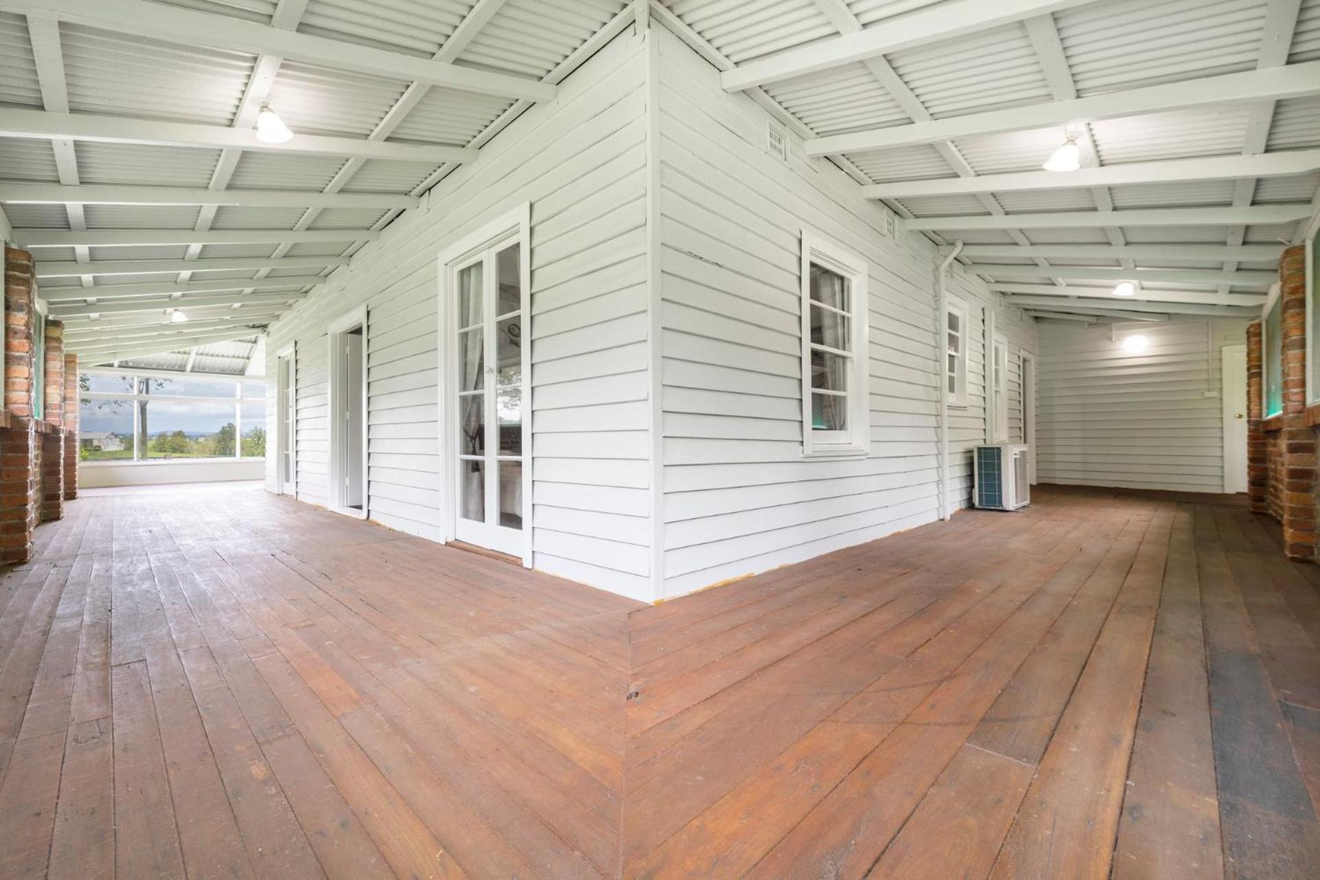 Tatbern Park Cottage Wallalong