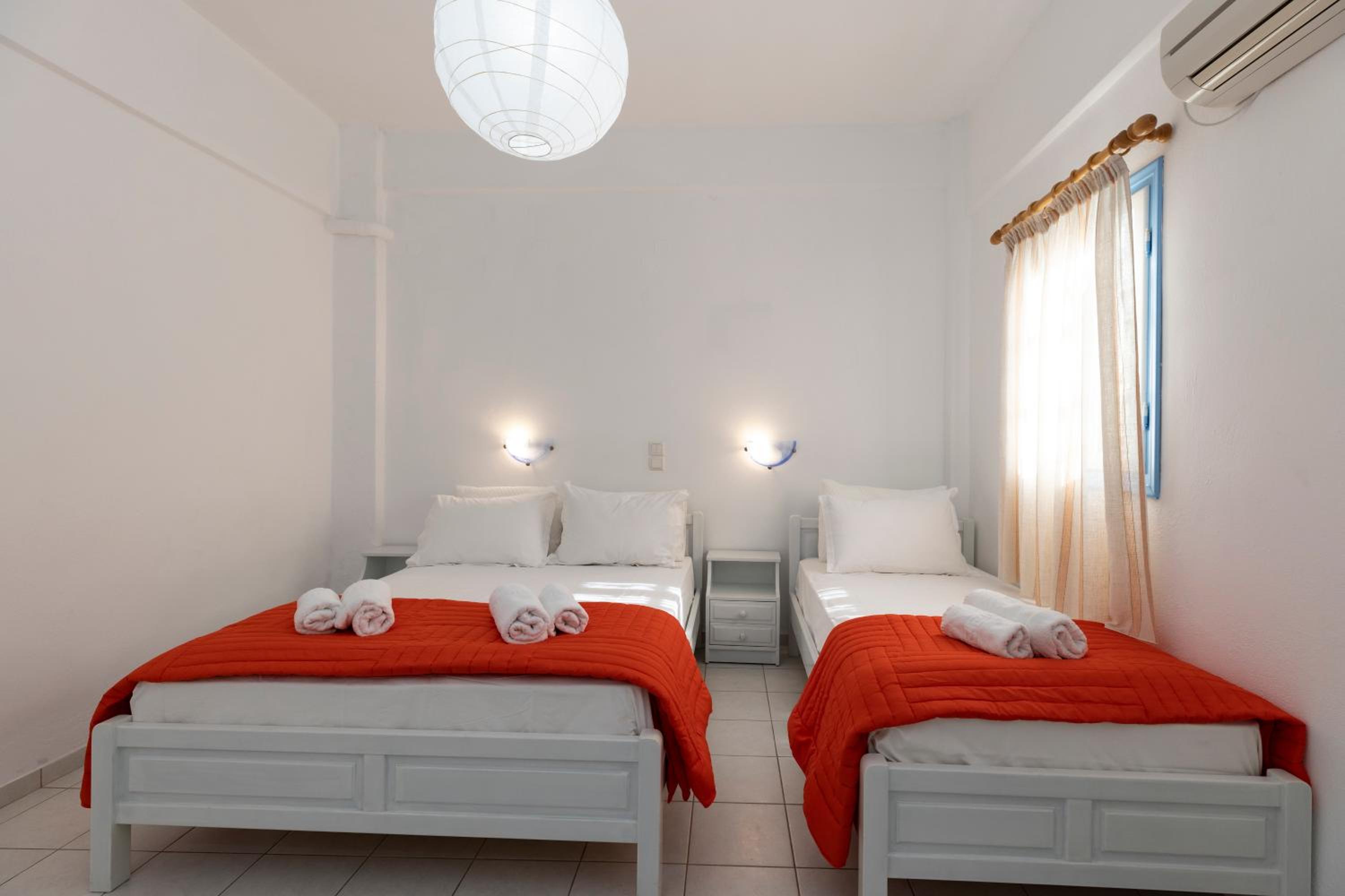 Rita Rooms Sifnos view 5