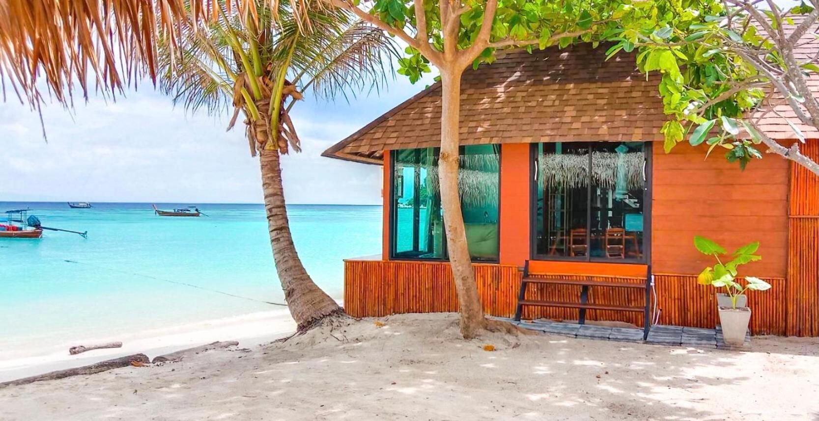 Hotel Sea To Moon Lipe - Image 1