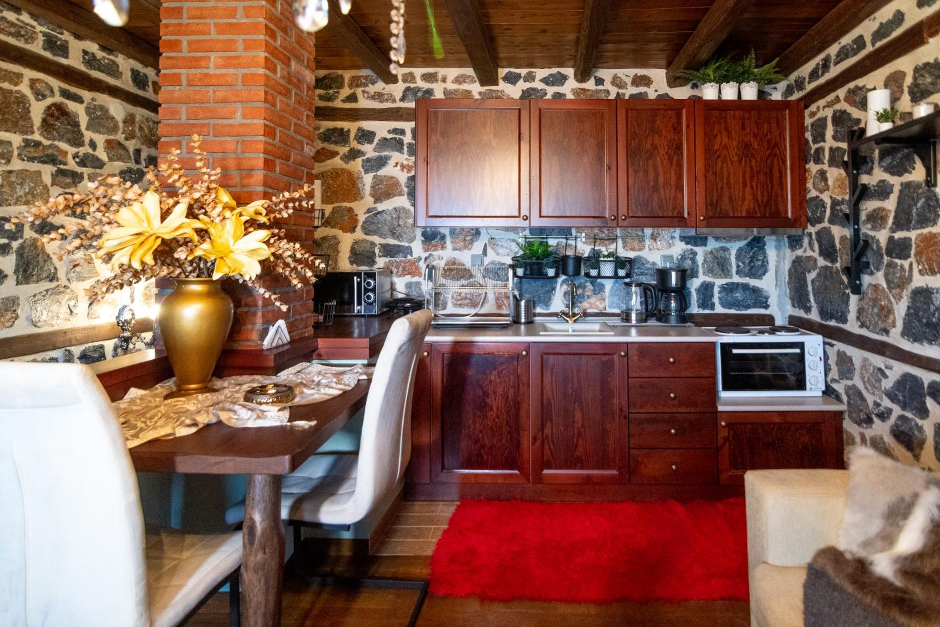 Palaios Agios Athanasios Luxury Μaisonette view 5