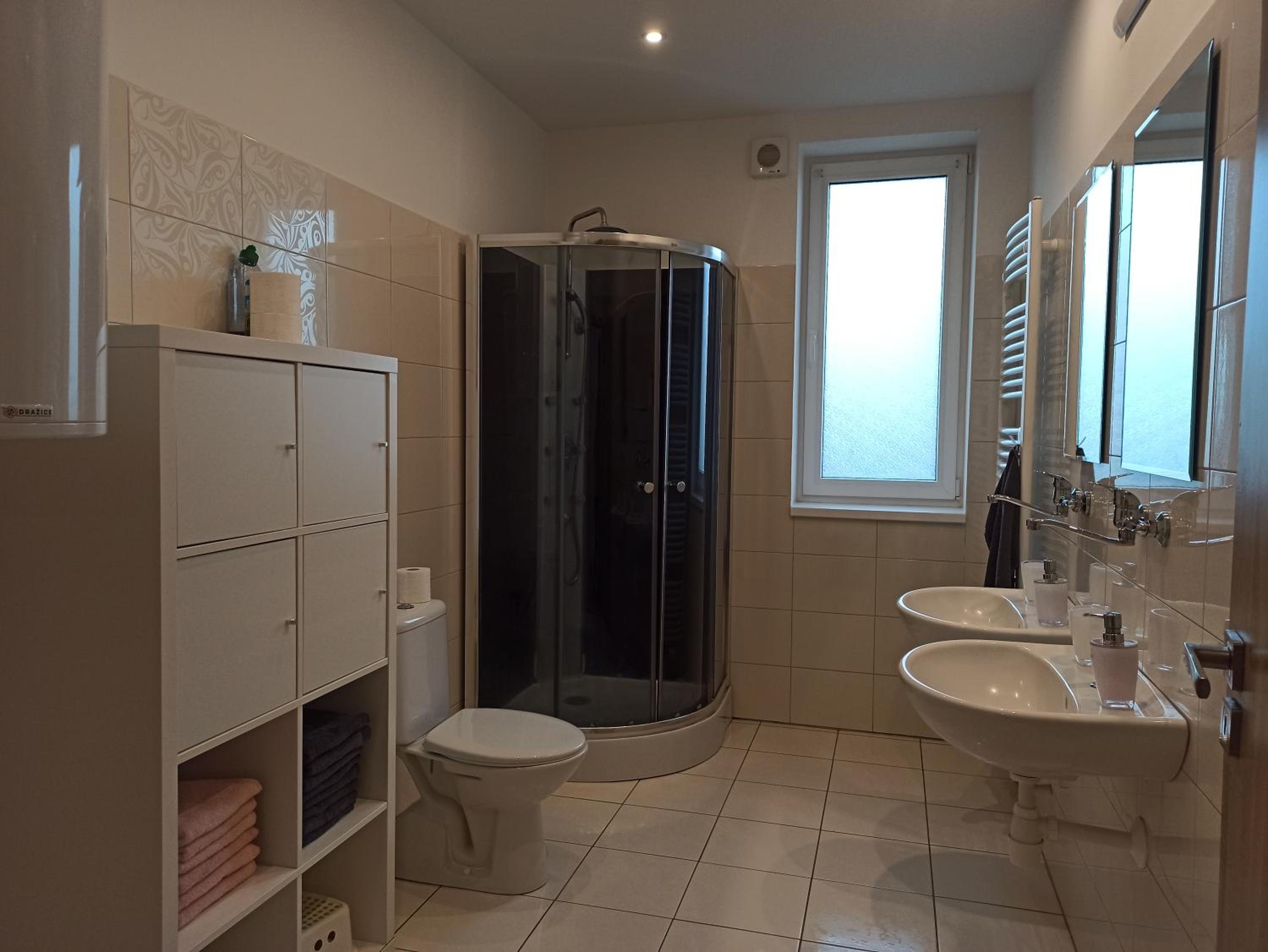 Holiday House Adrelot
