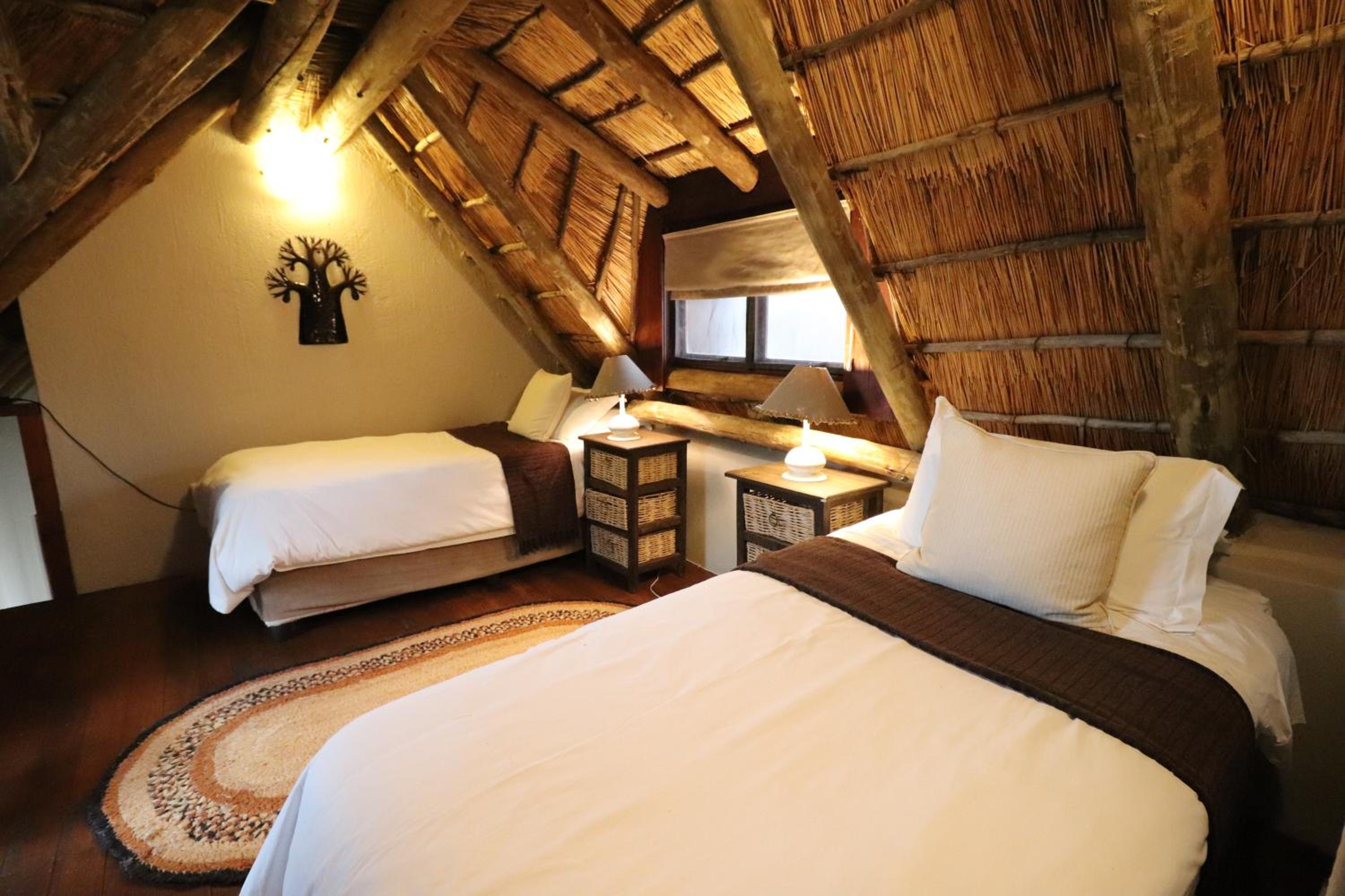 Giraffe Lodge
