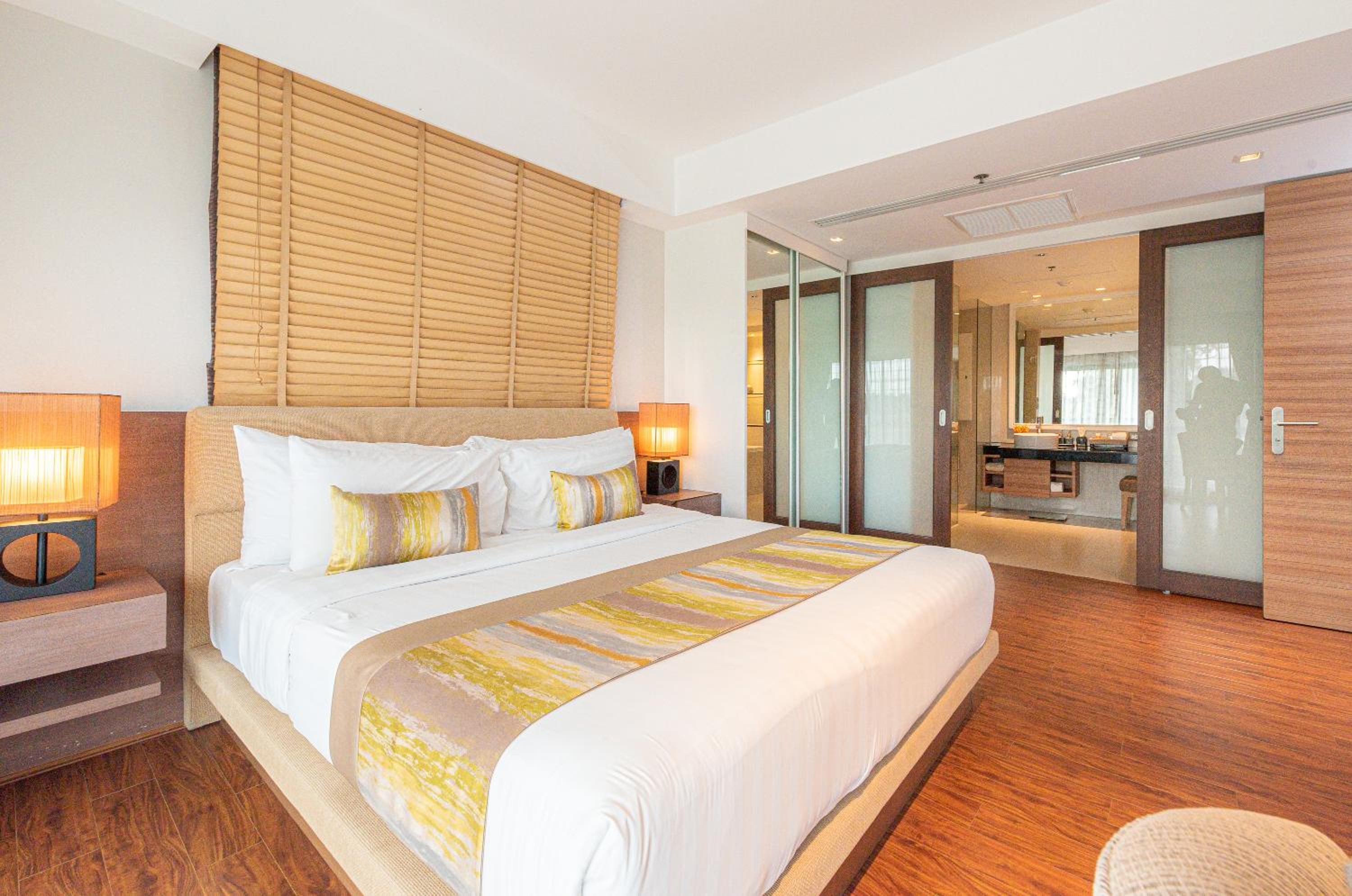 Summit Windmill Golf Suite Hotel at Suvarnabhumi
