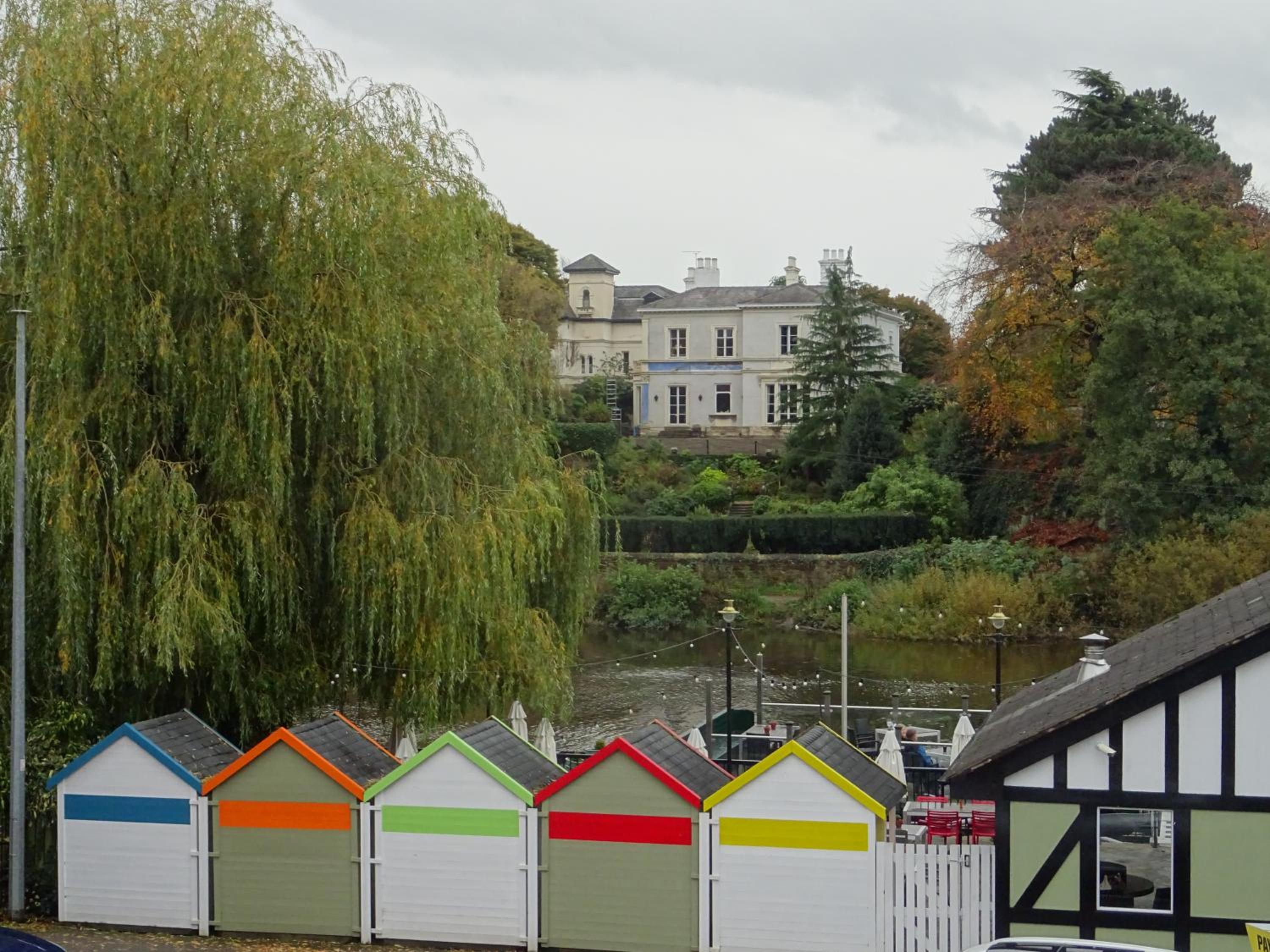 The Boathouse Inn & Riverside Rooms