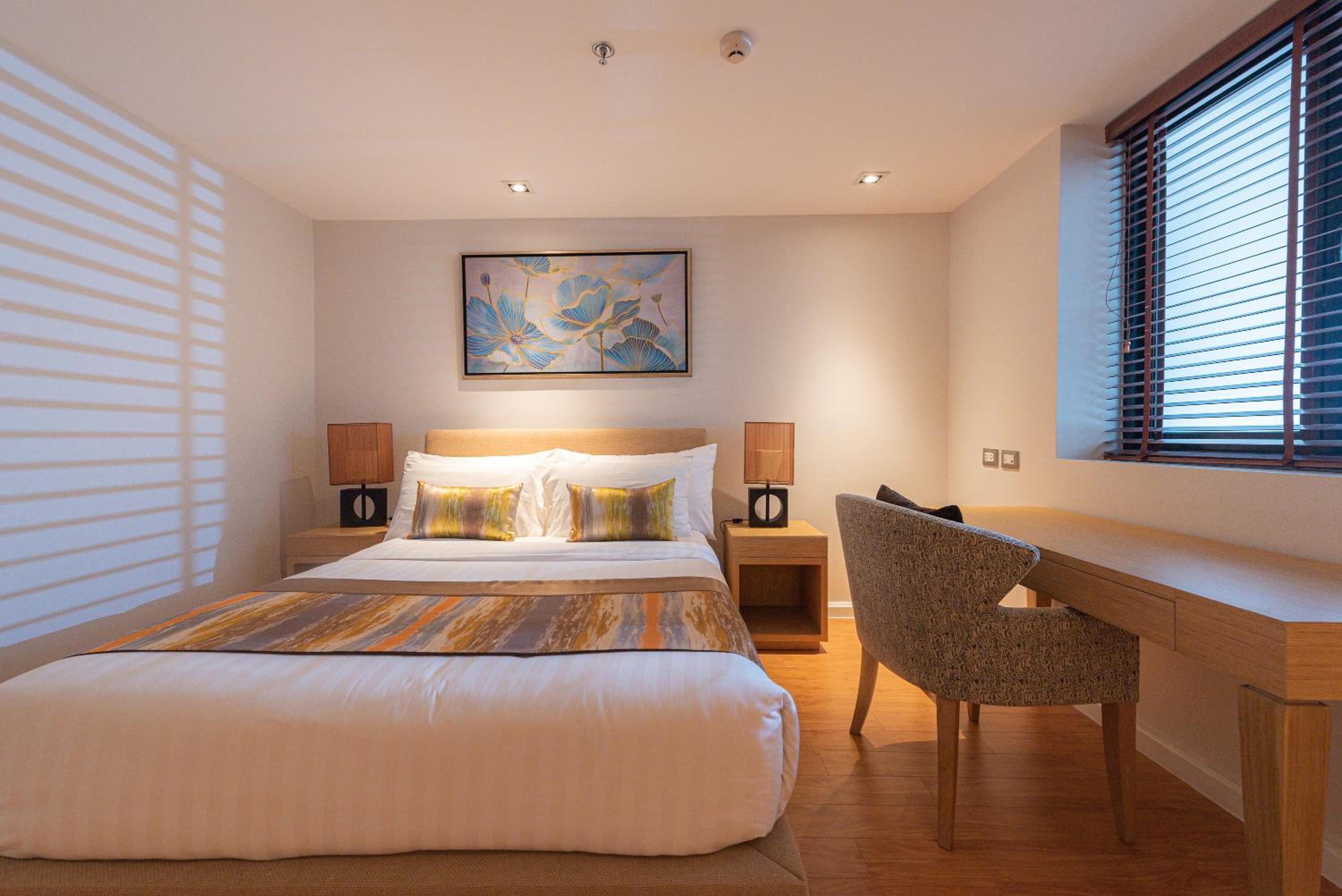 Summit Windmill Golf Suite Hotel at Suvarnabhumi