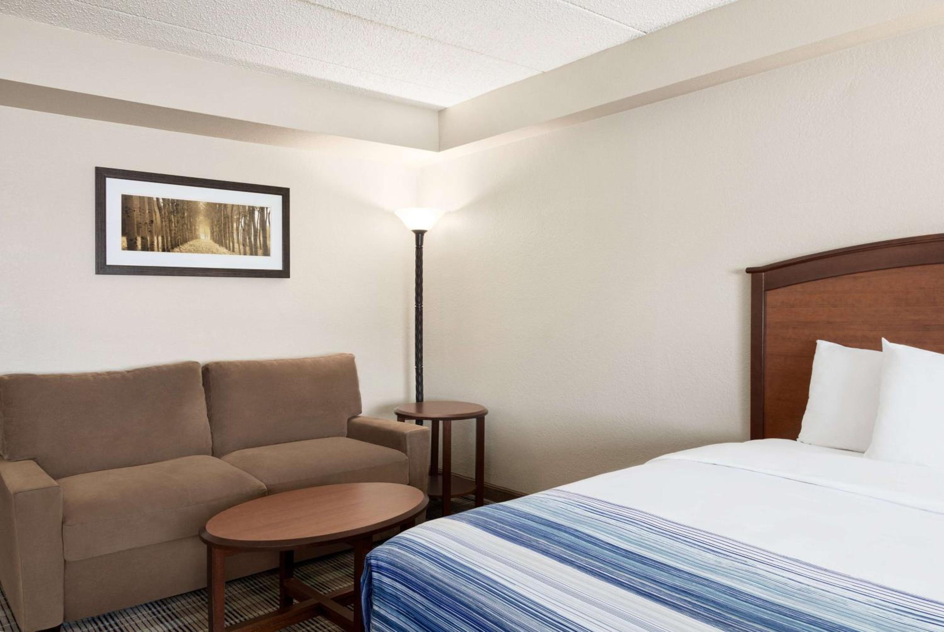 AmericInn by Wyndham Roseau