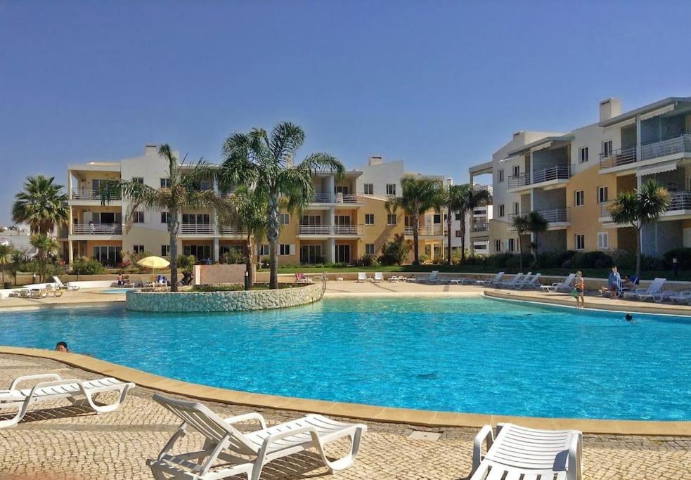 Beautiful apartment with shared pool,Vila Da Praia view 4