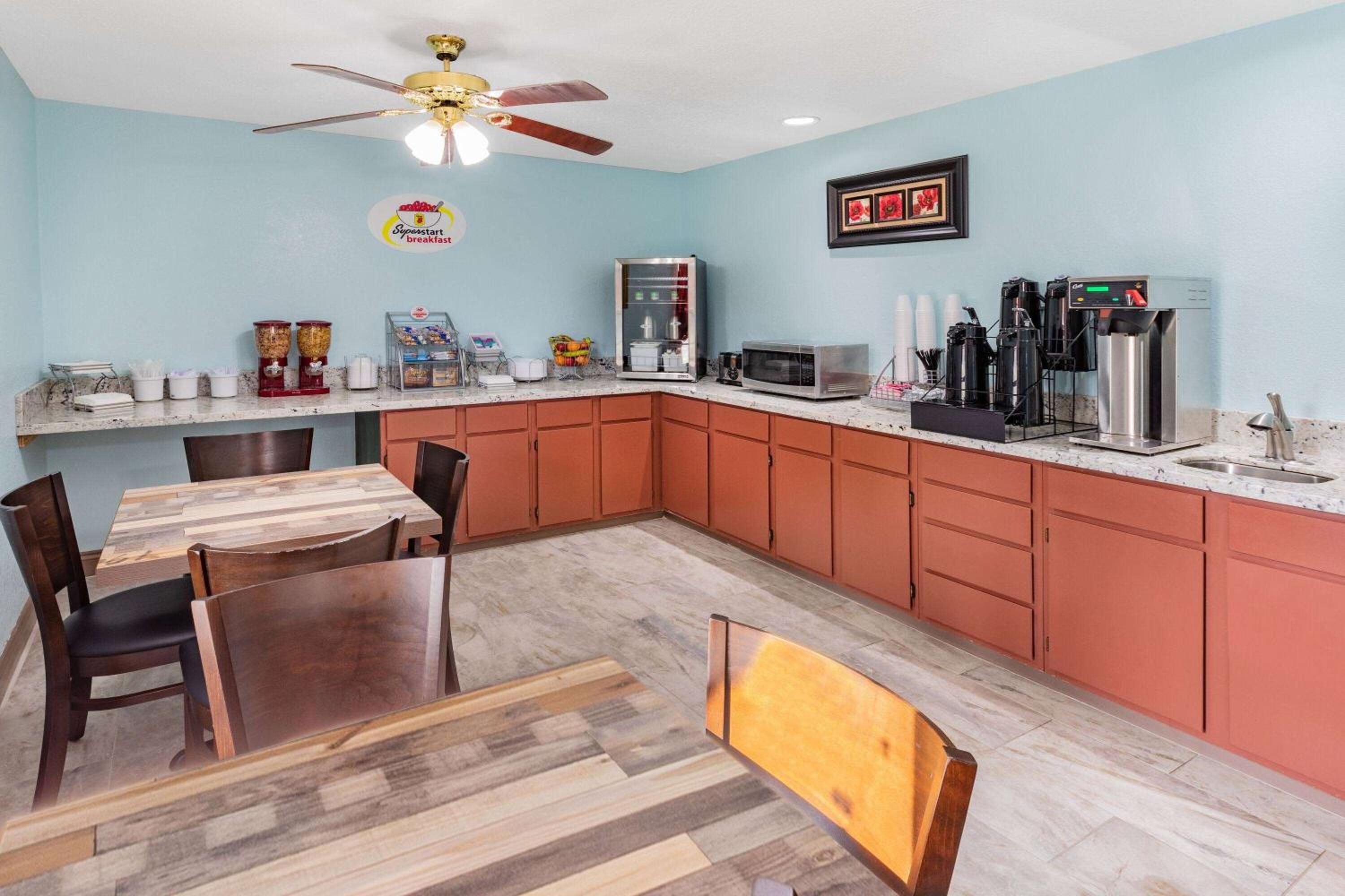 Super 8 by Wyndham Kinder/Coushatta near Casino, Kuva 16