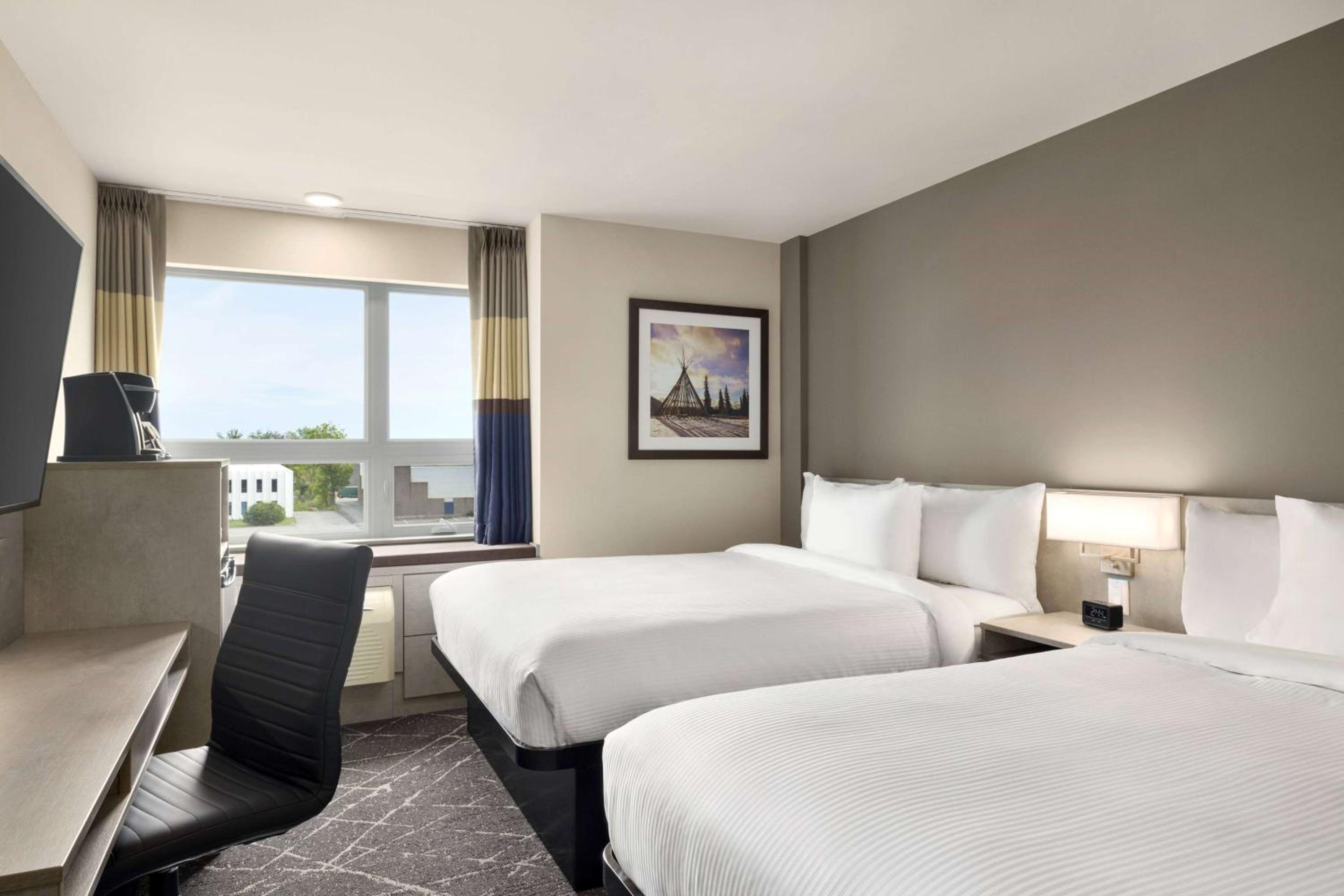 Microtel Inn  Suites Dorval QC - Property Image 37
