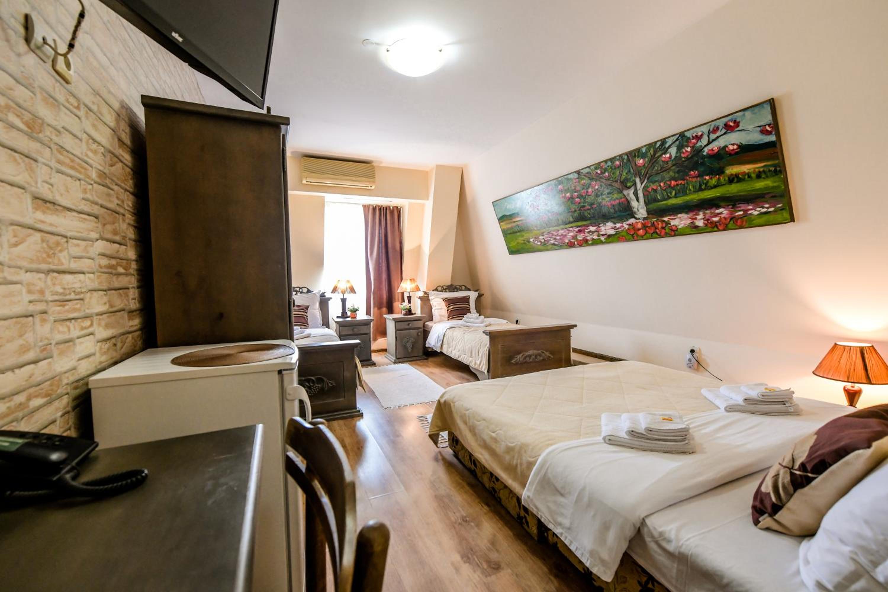 Vila Hit, photo 25