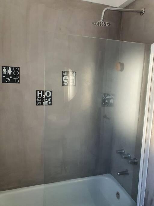 Estudio Loft Encantador con Terraza y parrilla en Palermo, luz y WiFi