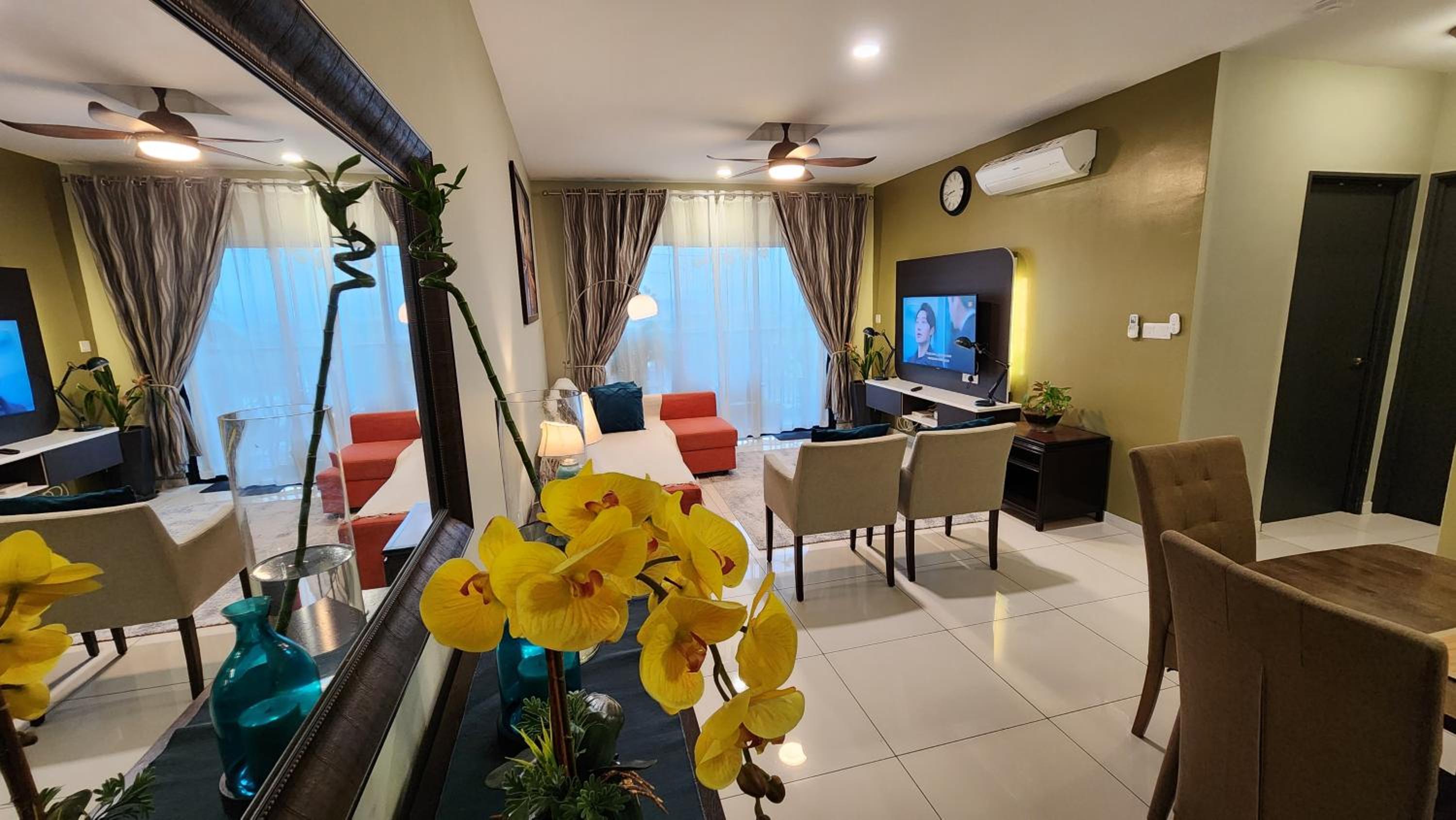 Aldridge Residence Tropical Suite - EMIRA photo 3